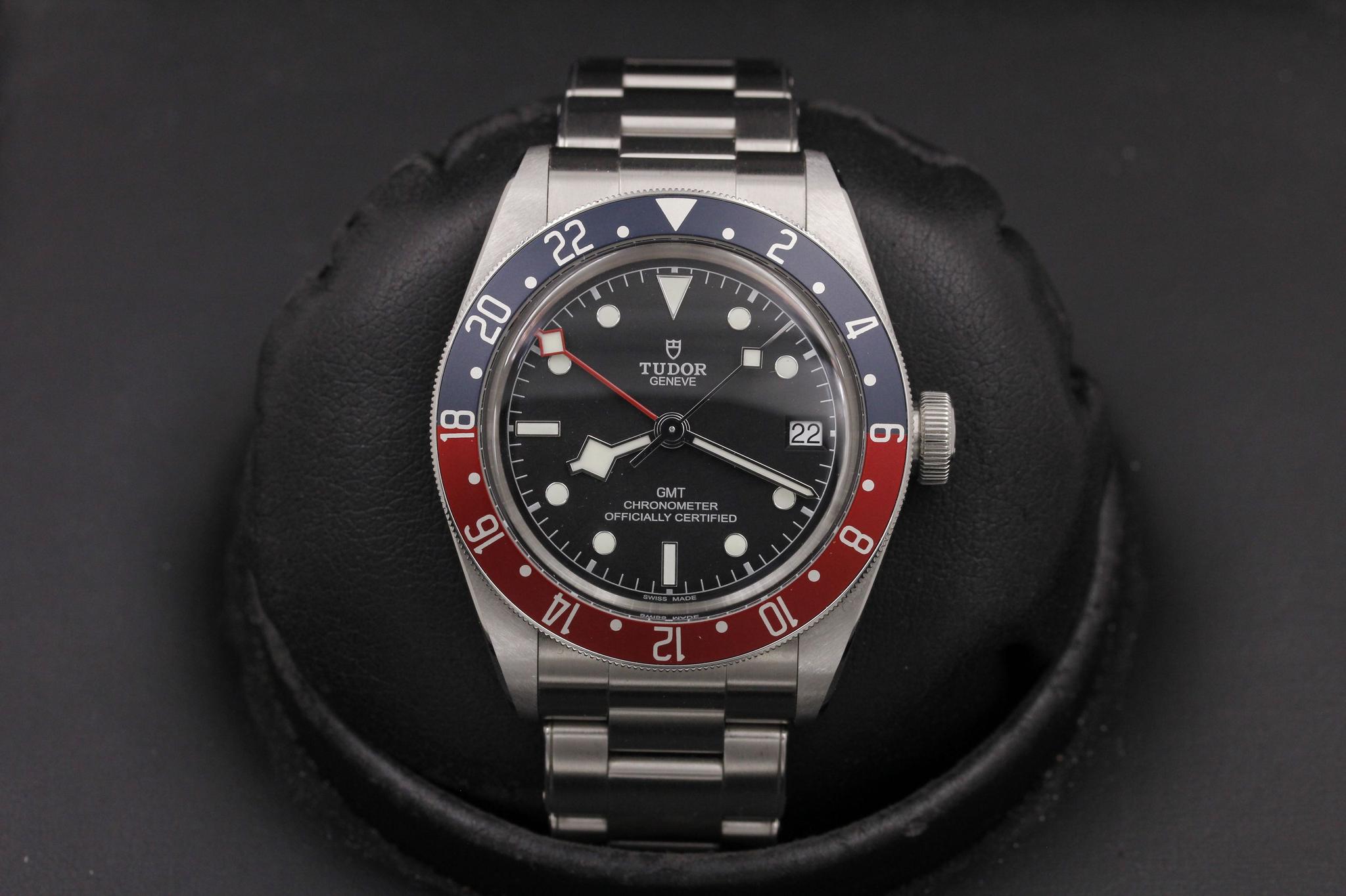 Watch Image 1