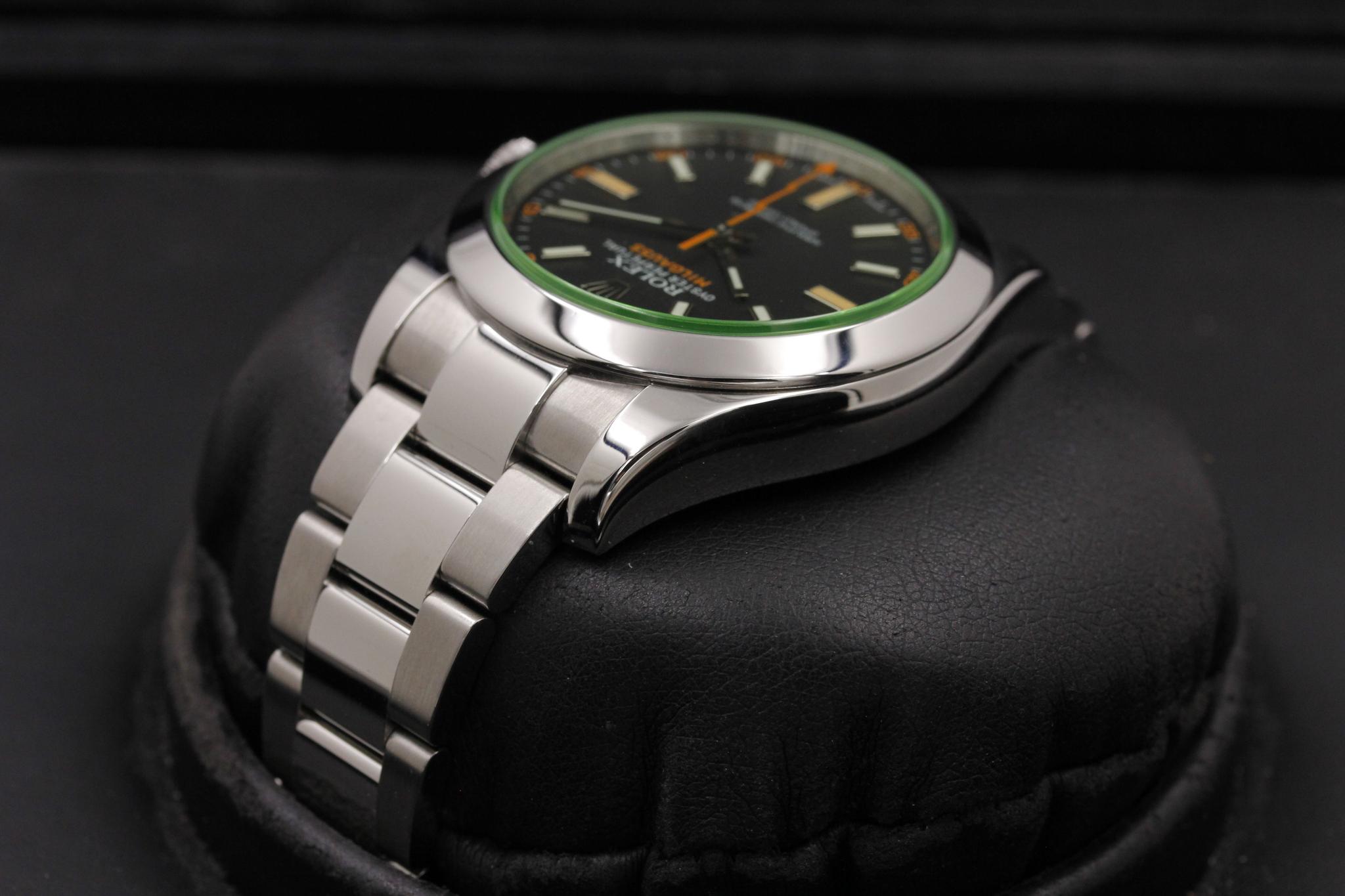 Watch Image 5