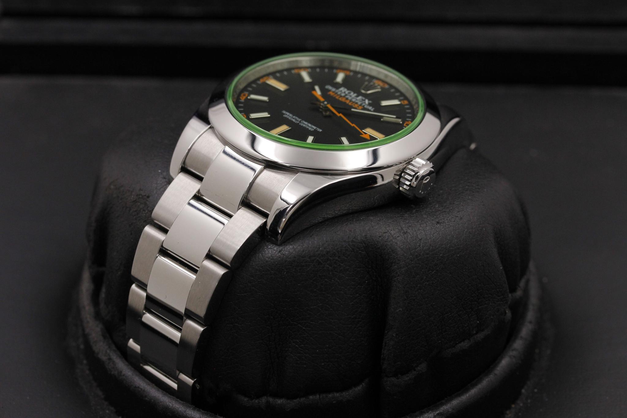 Watch Image 2