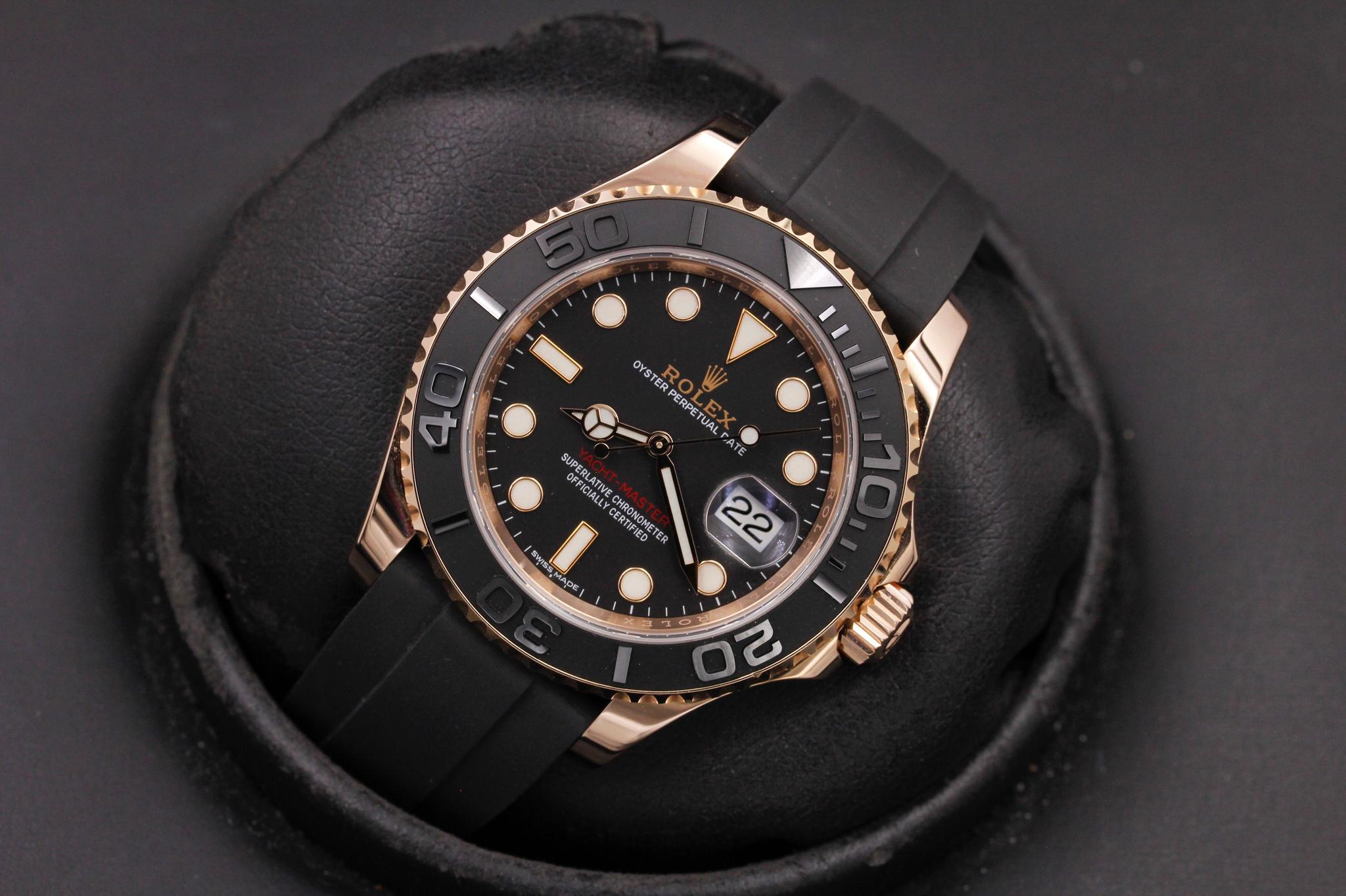 Watch Image 10