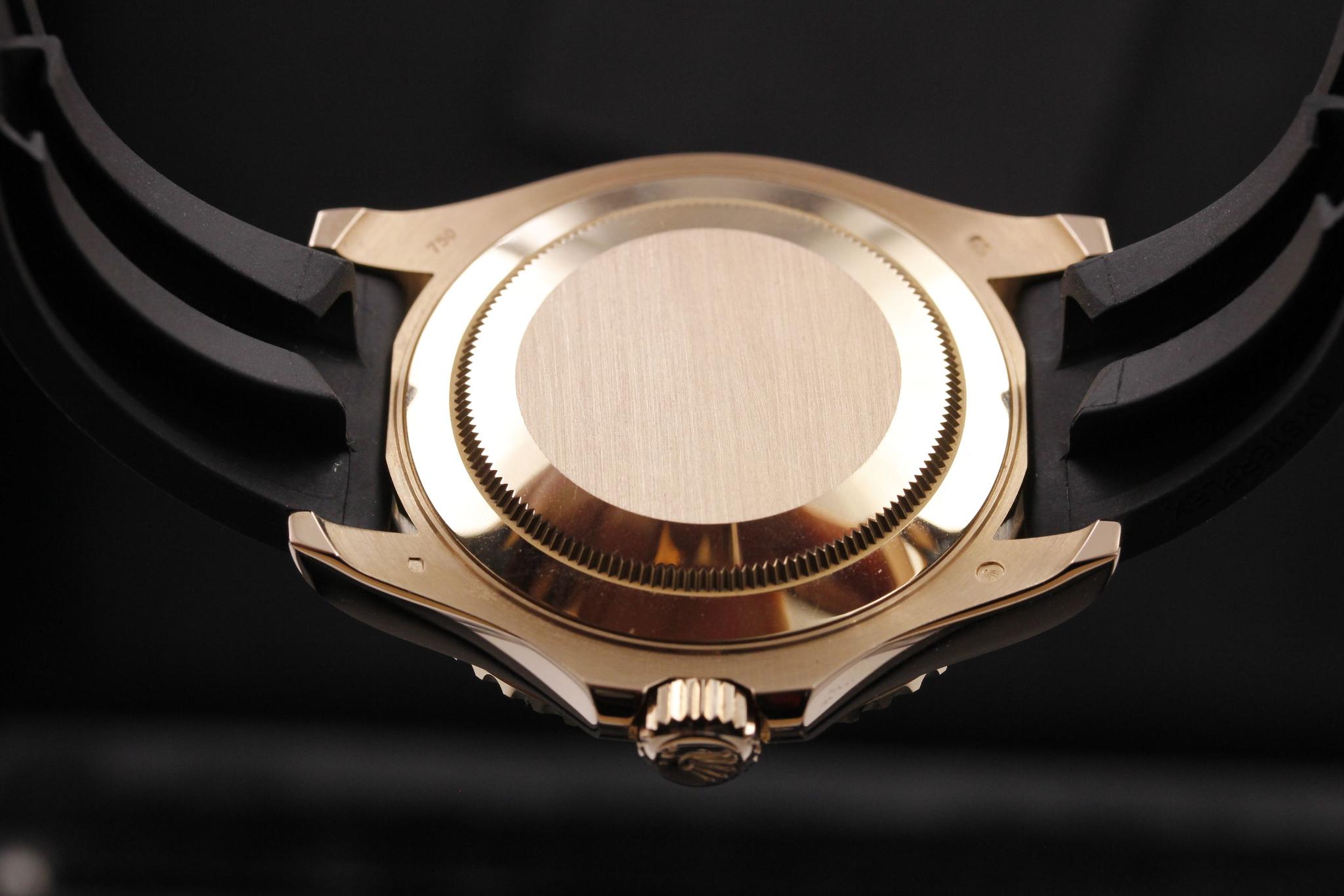 Watch Image 7