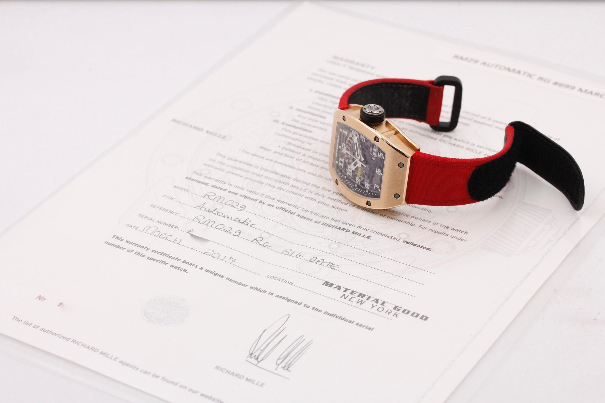 Watch Image 11