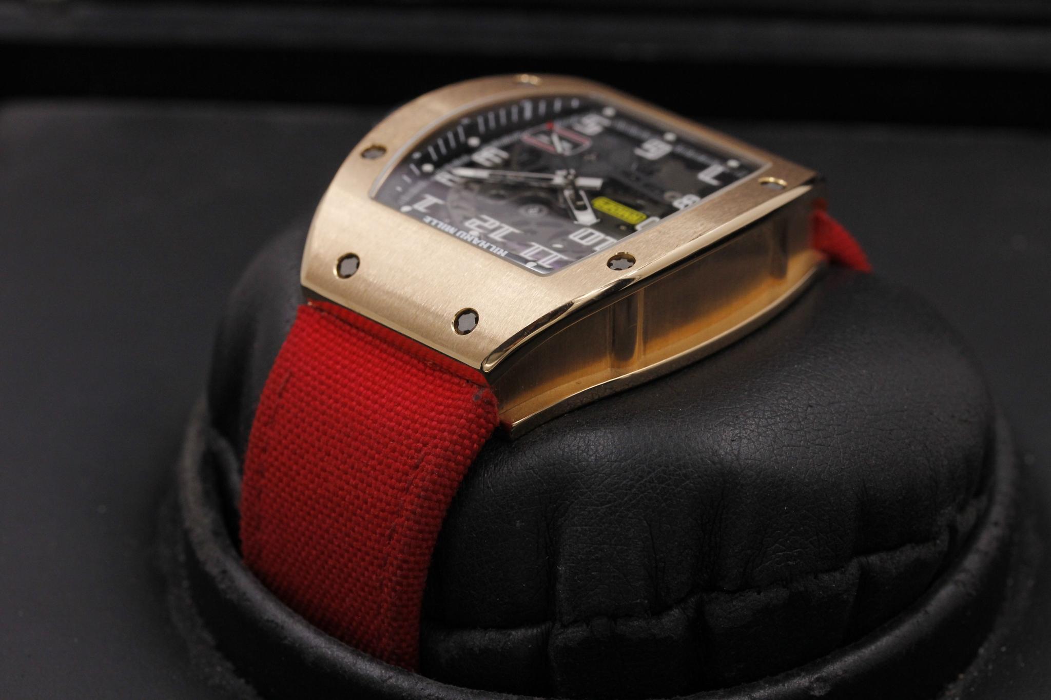Watch Image 5