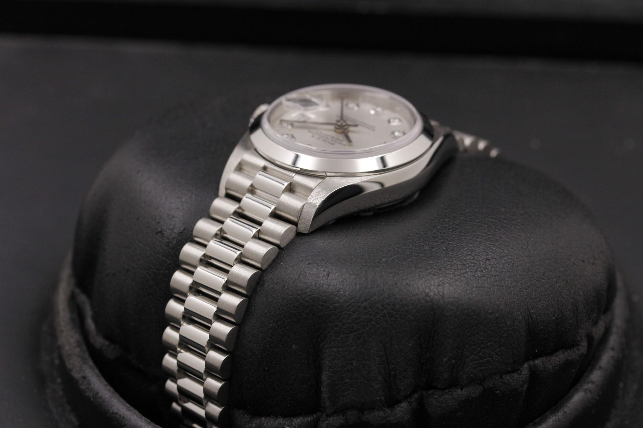 Watch Image 5