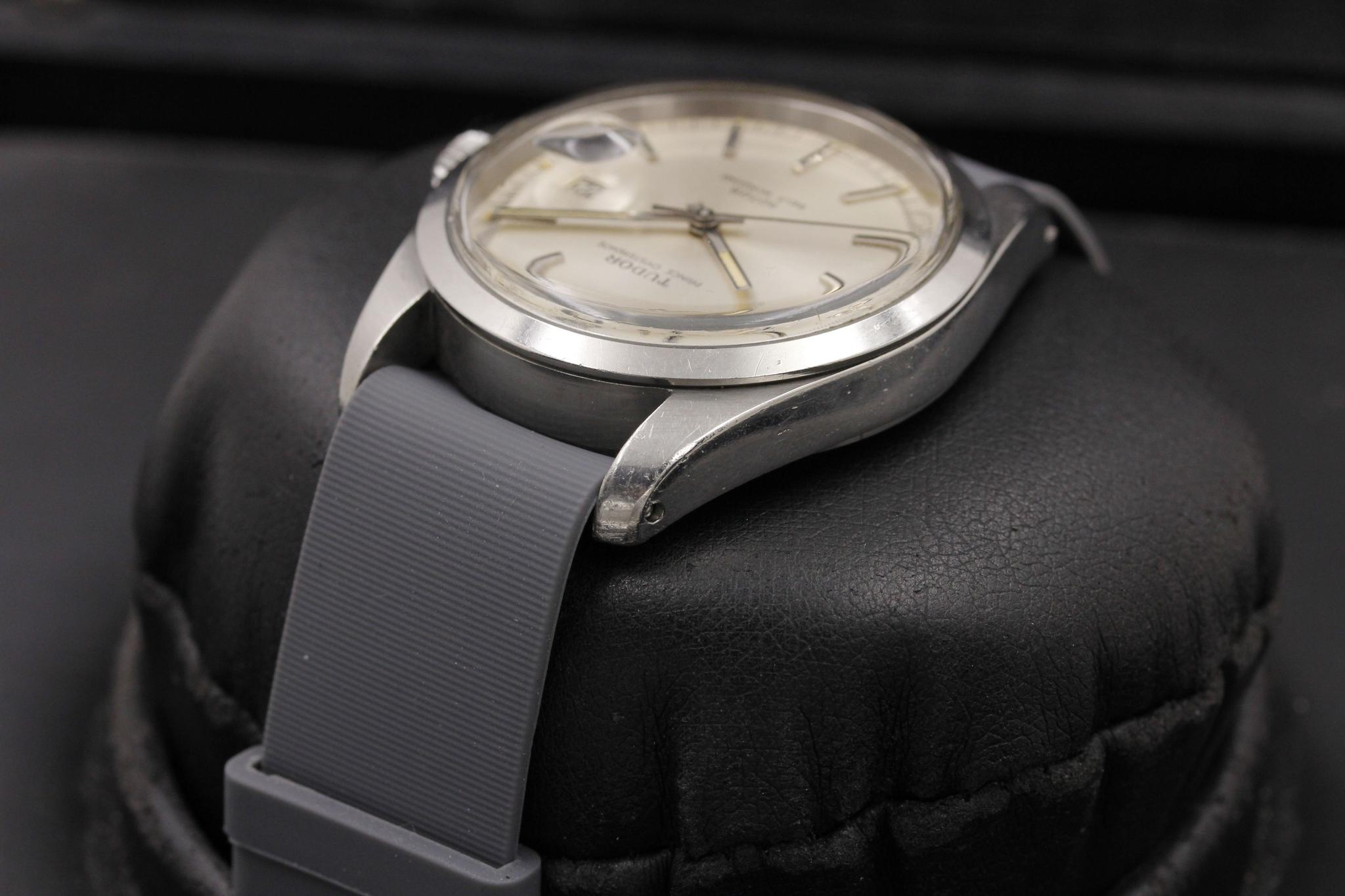 Watch Image 6