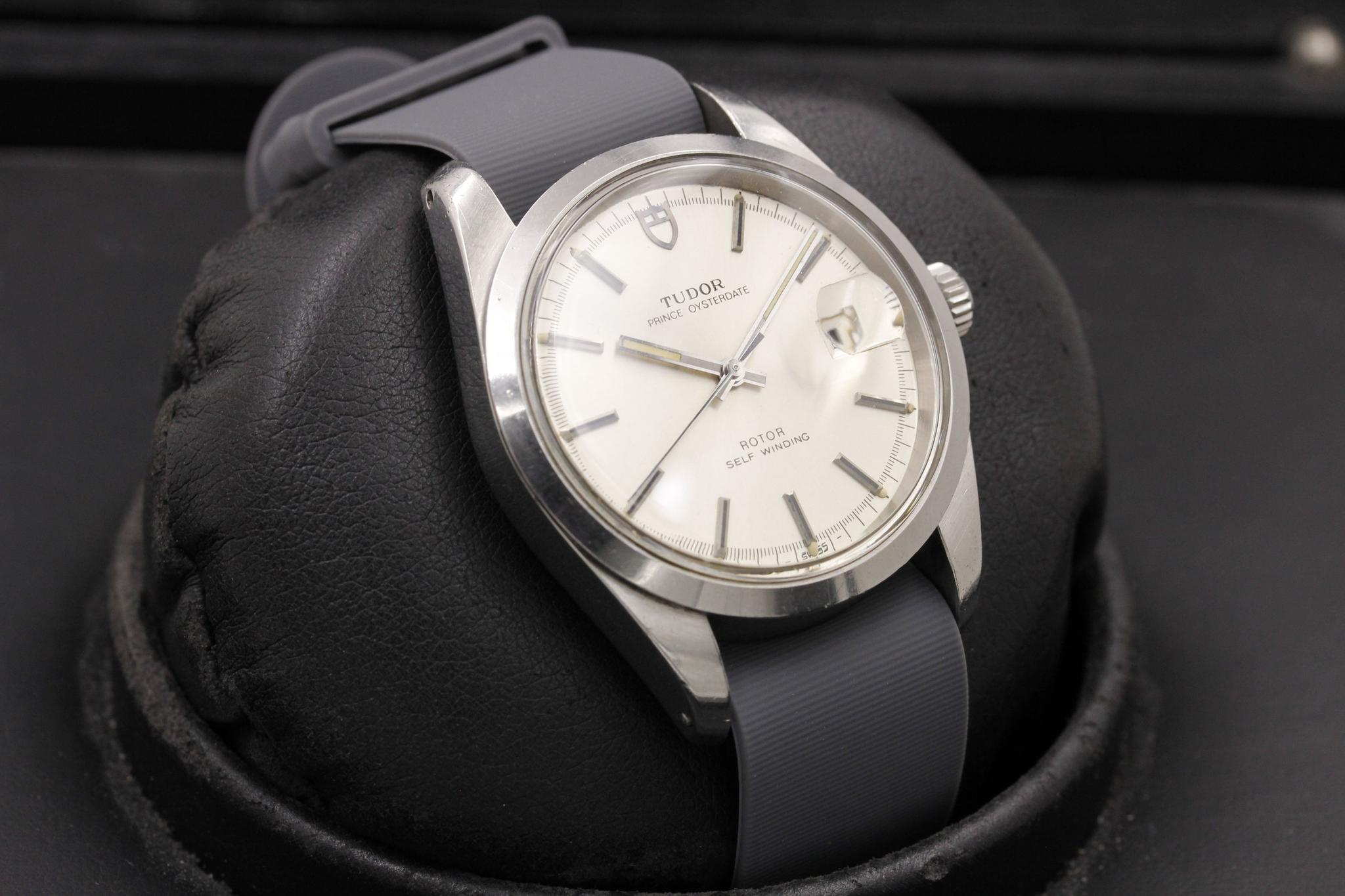 Watch Image 13