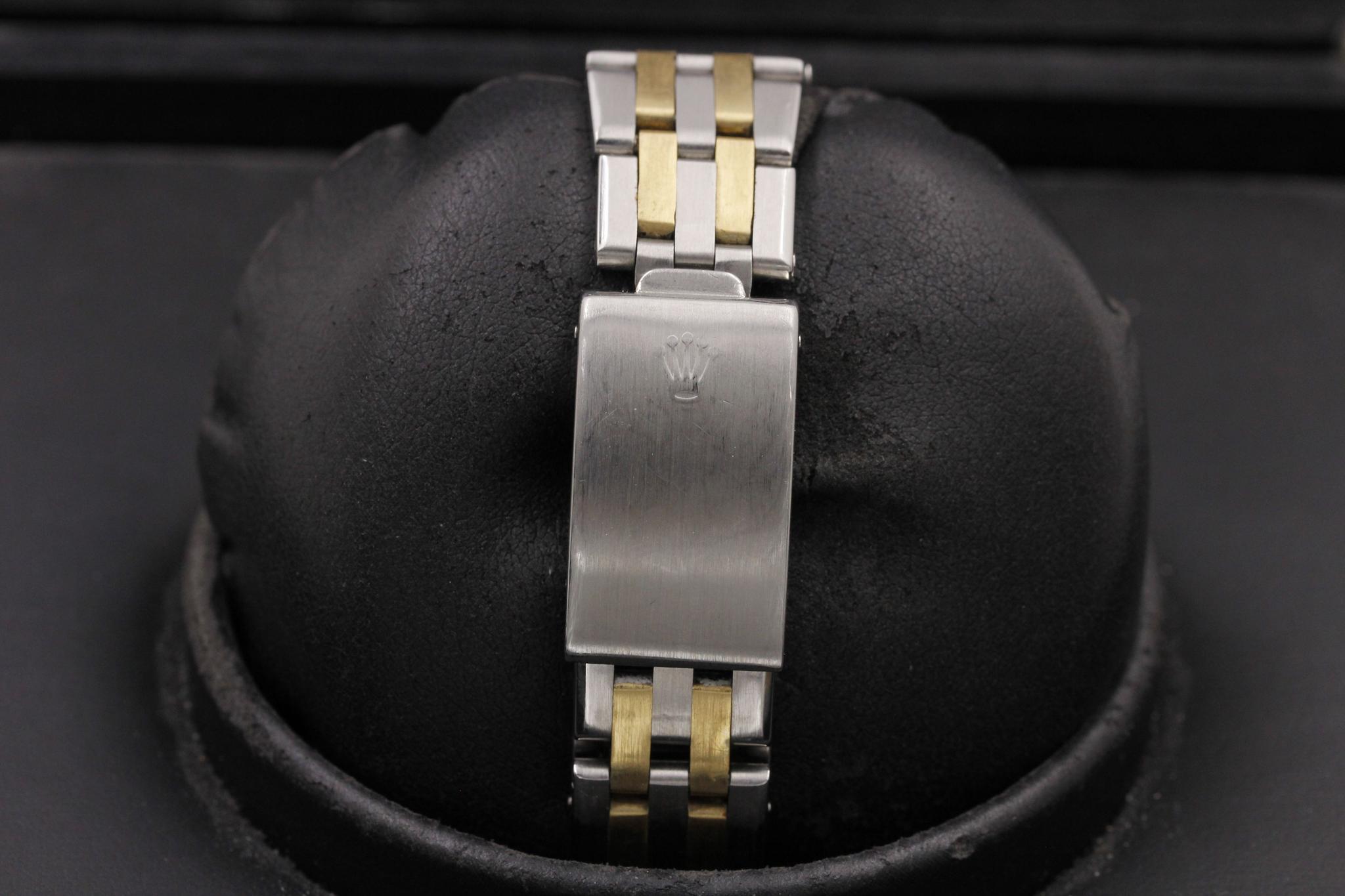 Watch Image 9