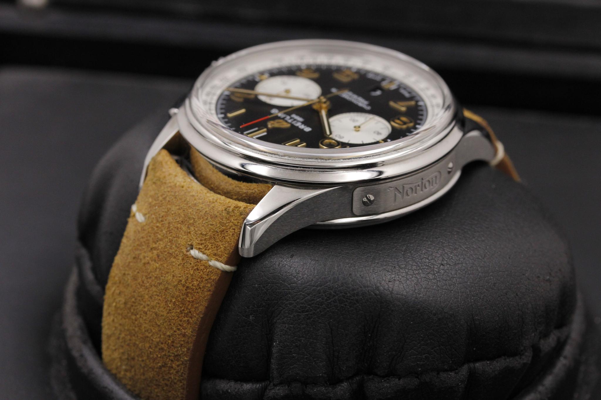 Watch Image 5