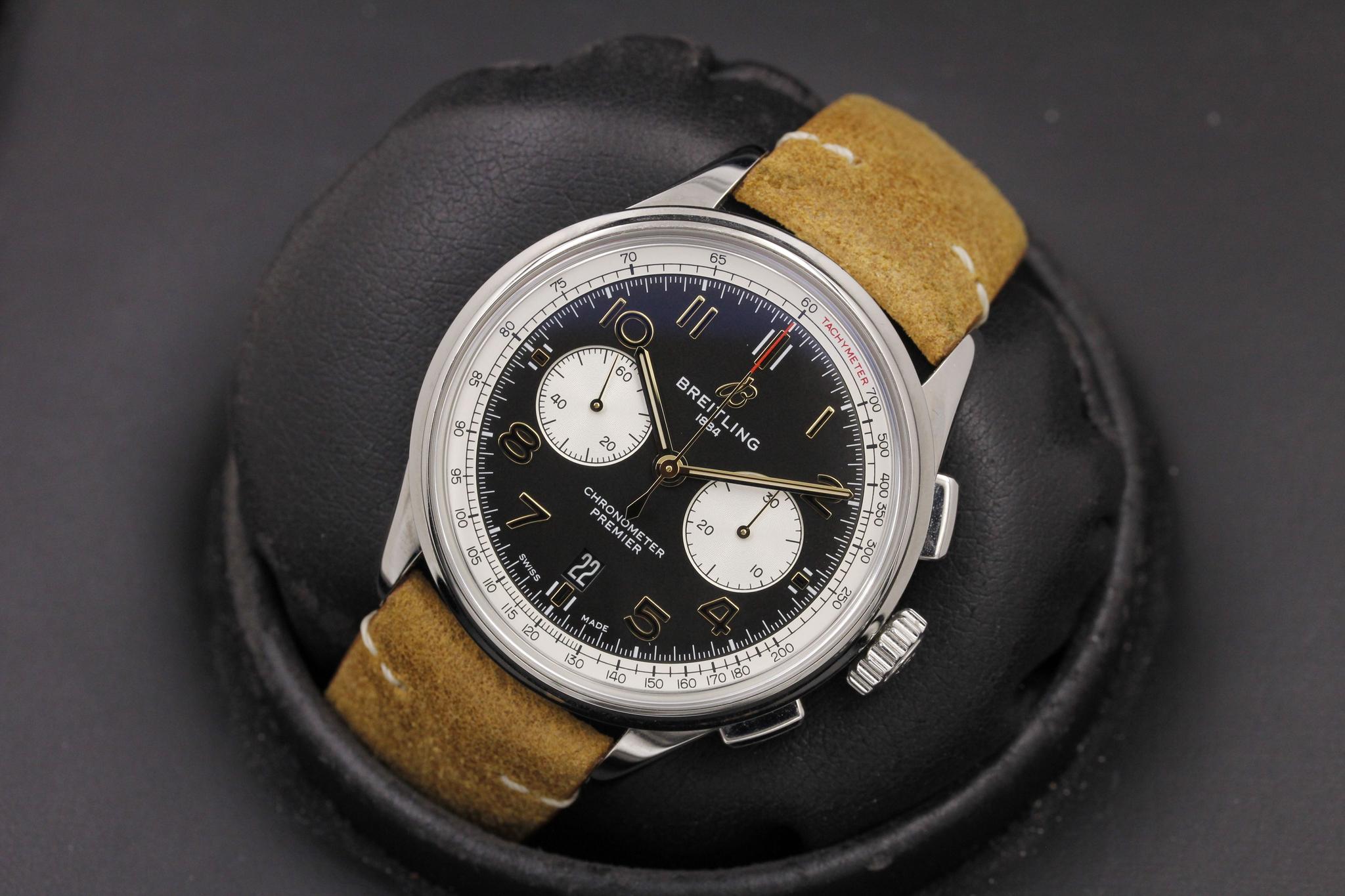 Watch Image 10