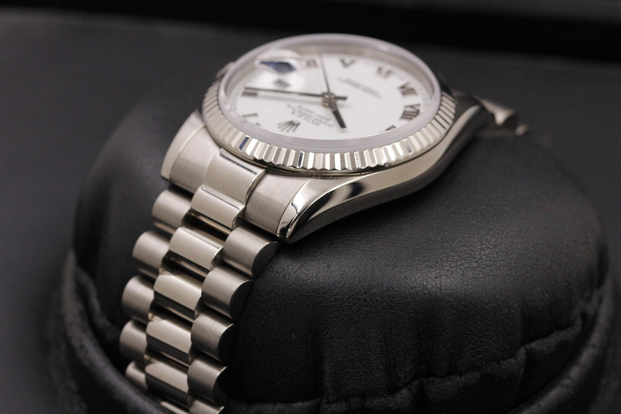 Watch Image 5