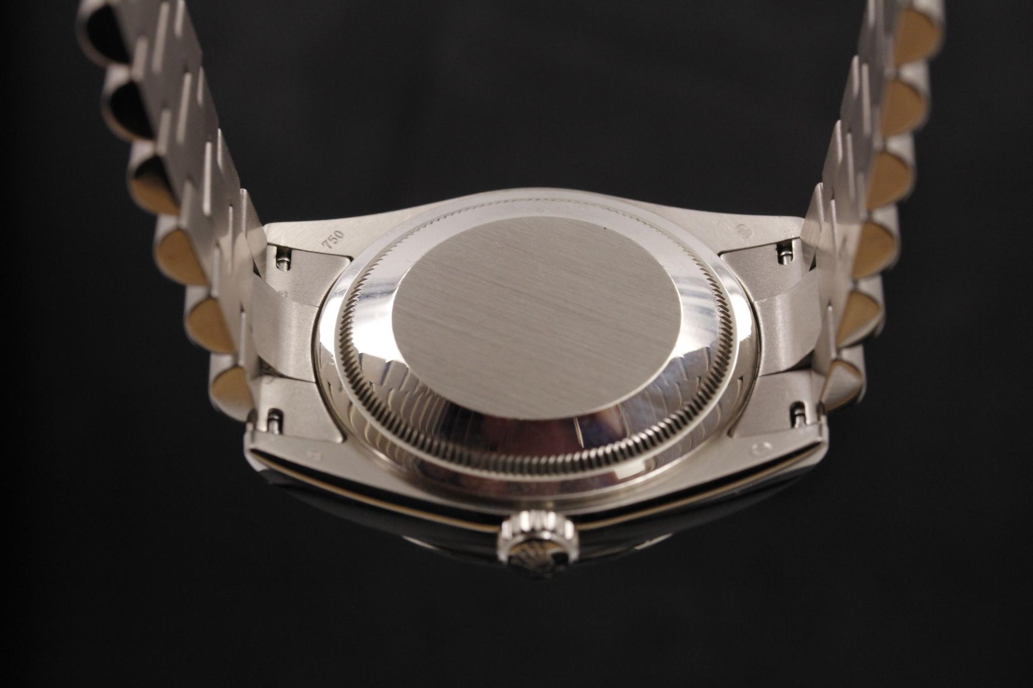 Watch Image 7