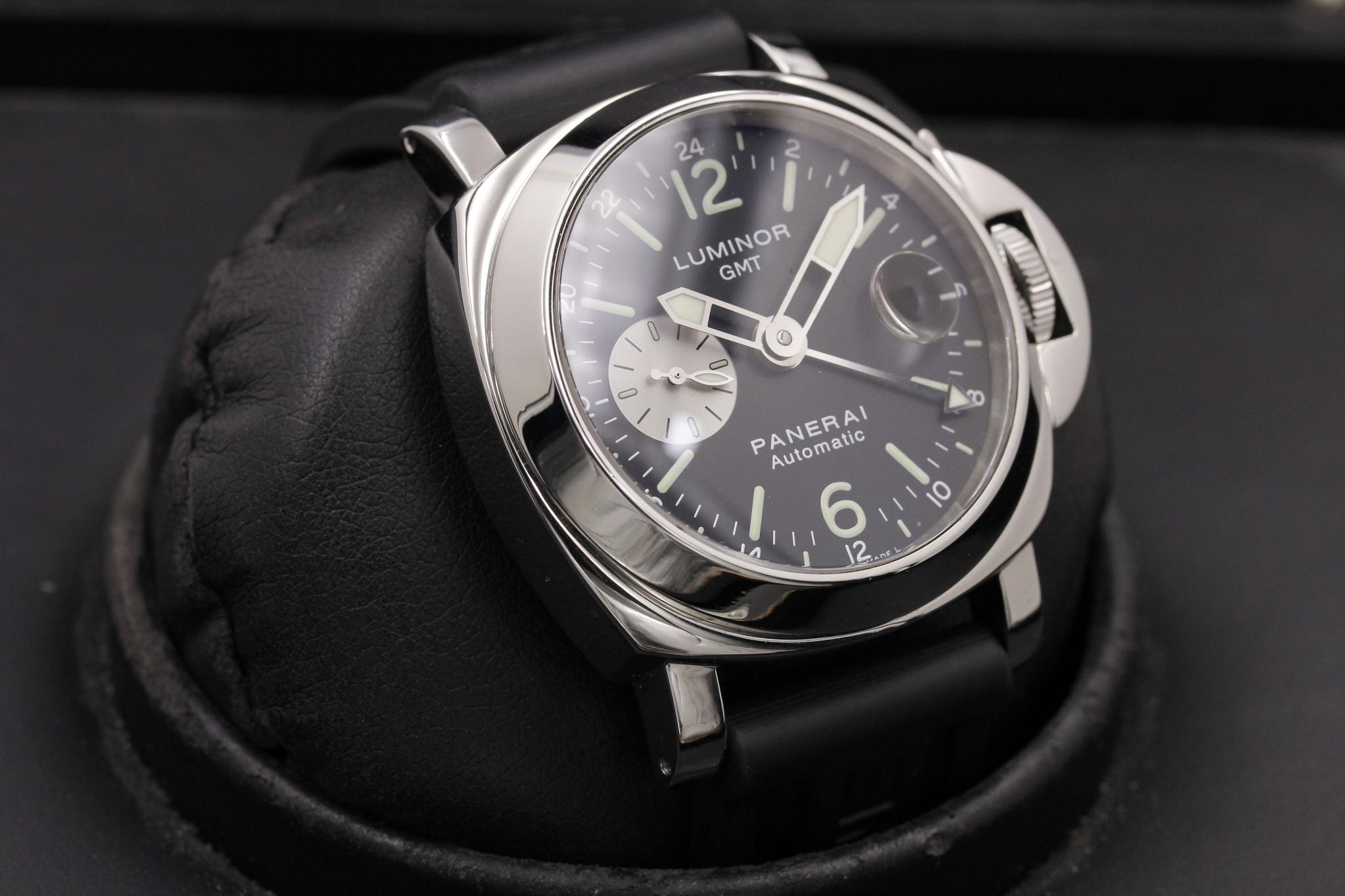 Watch Image 10