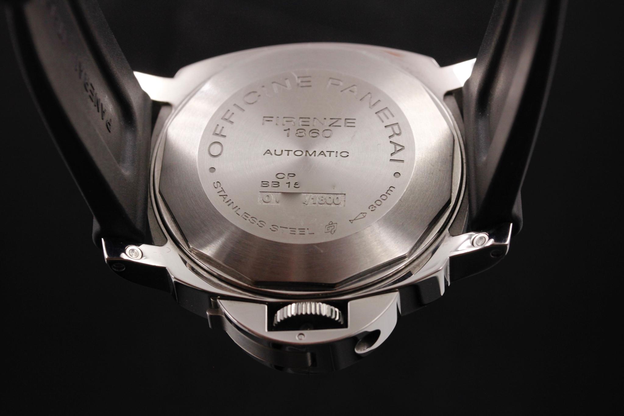 Watch Image 7