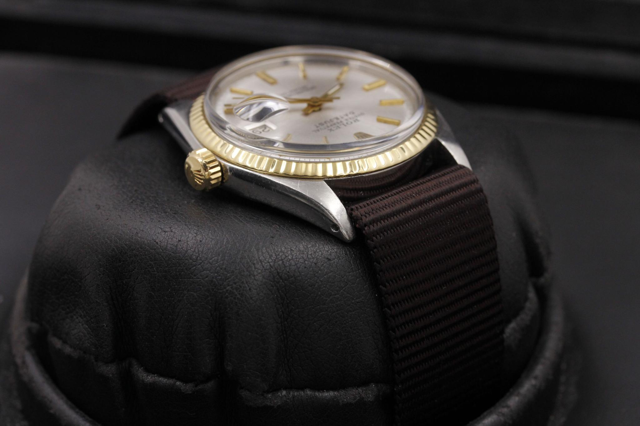 Watch Image 4