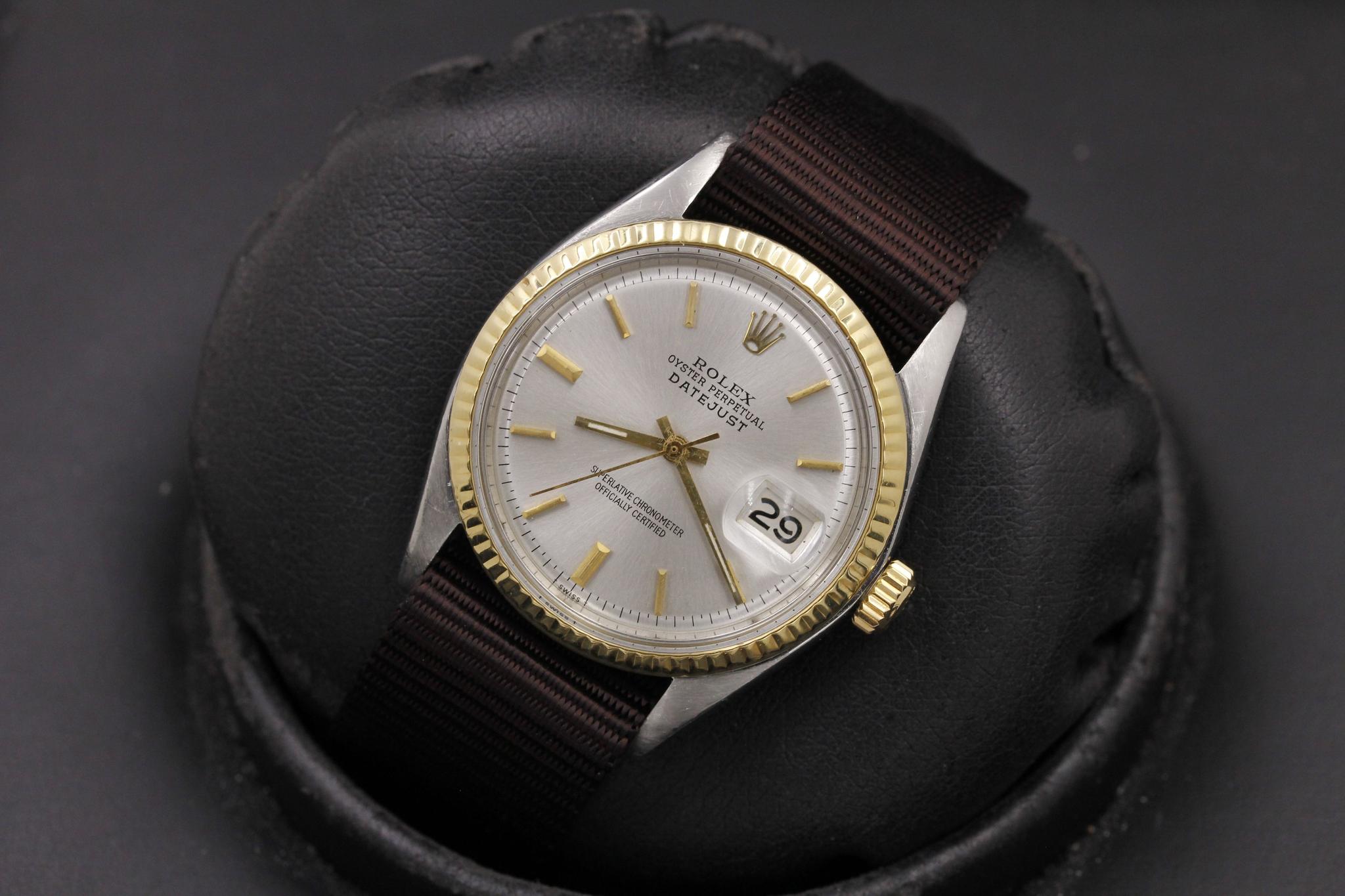 Watch Image 9