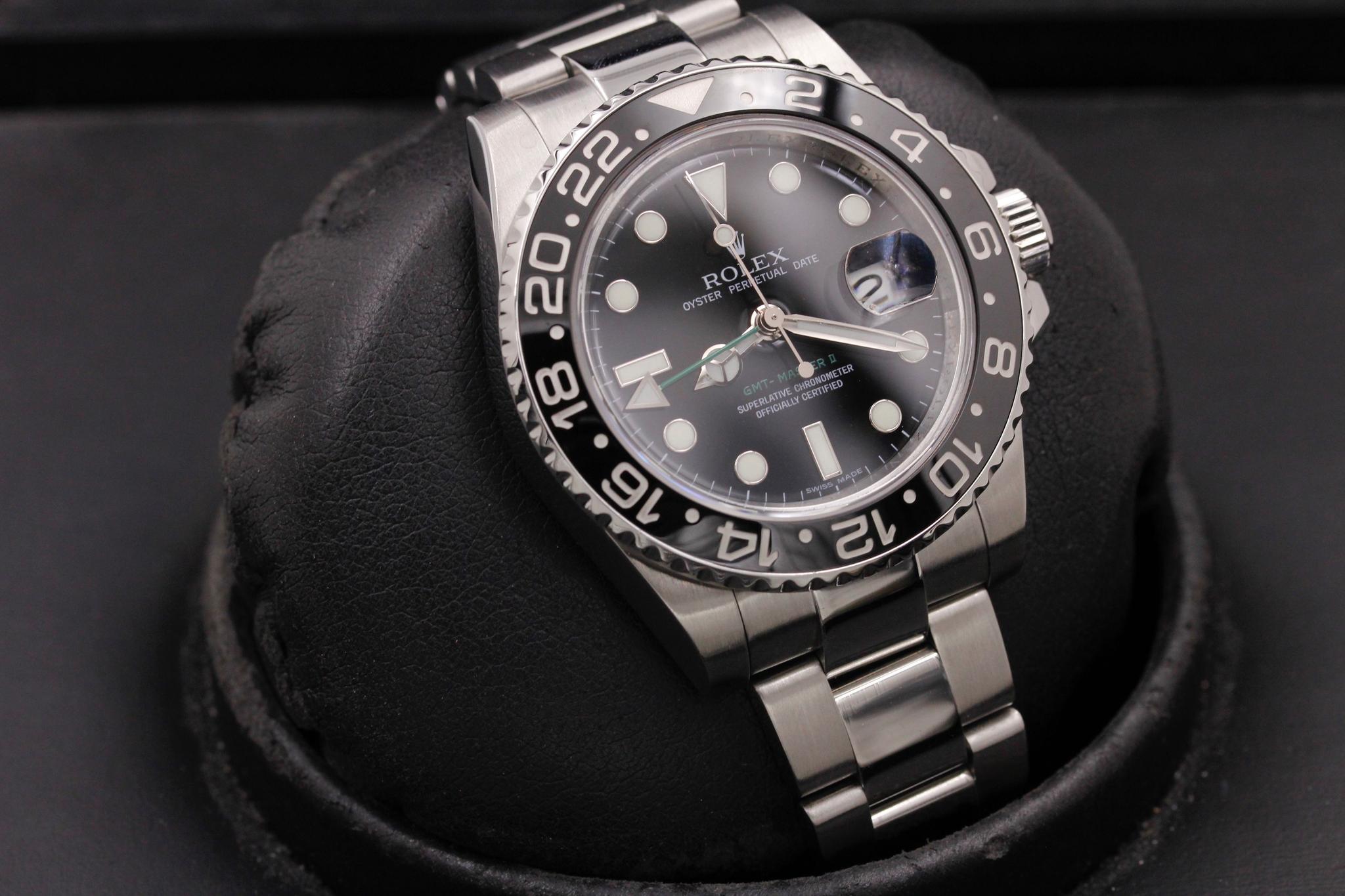 Watch Image 10