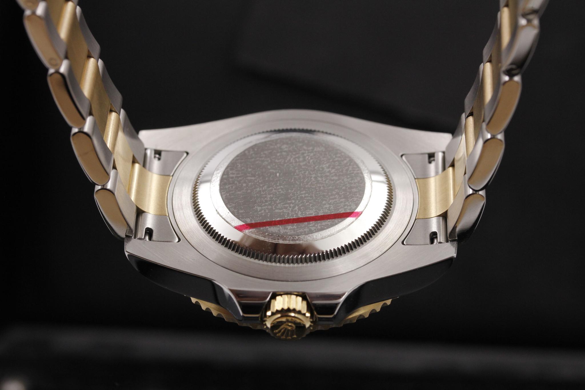 Watch Image 7