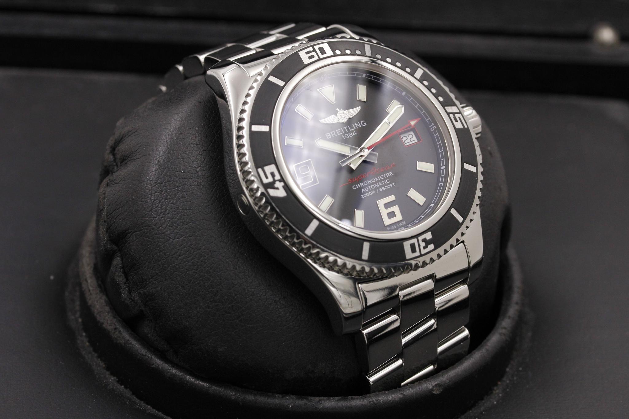 Watch Image 10