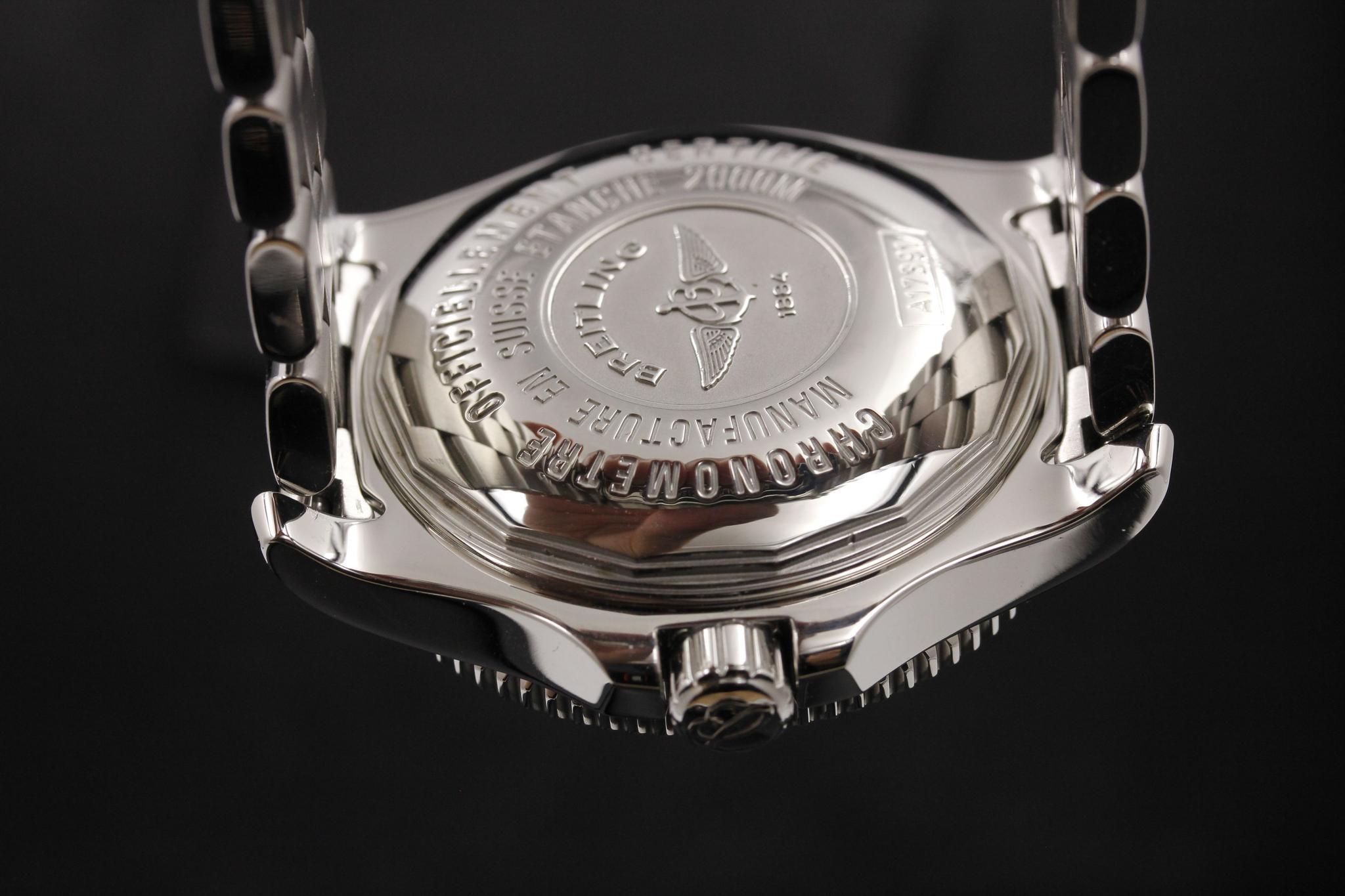 Watch Image 7