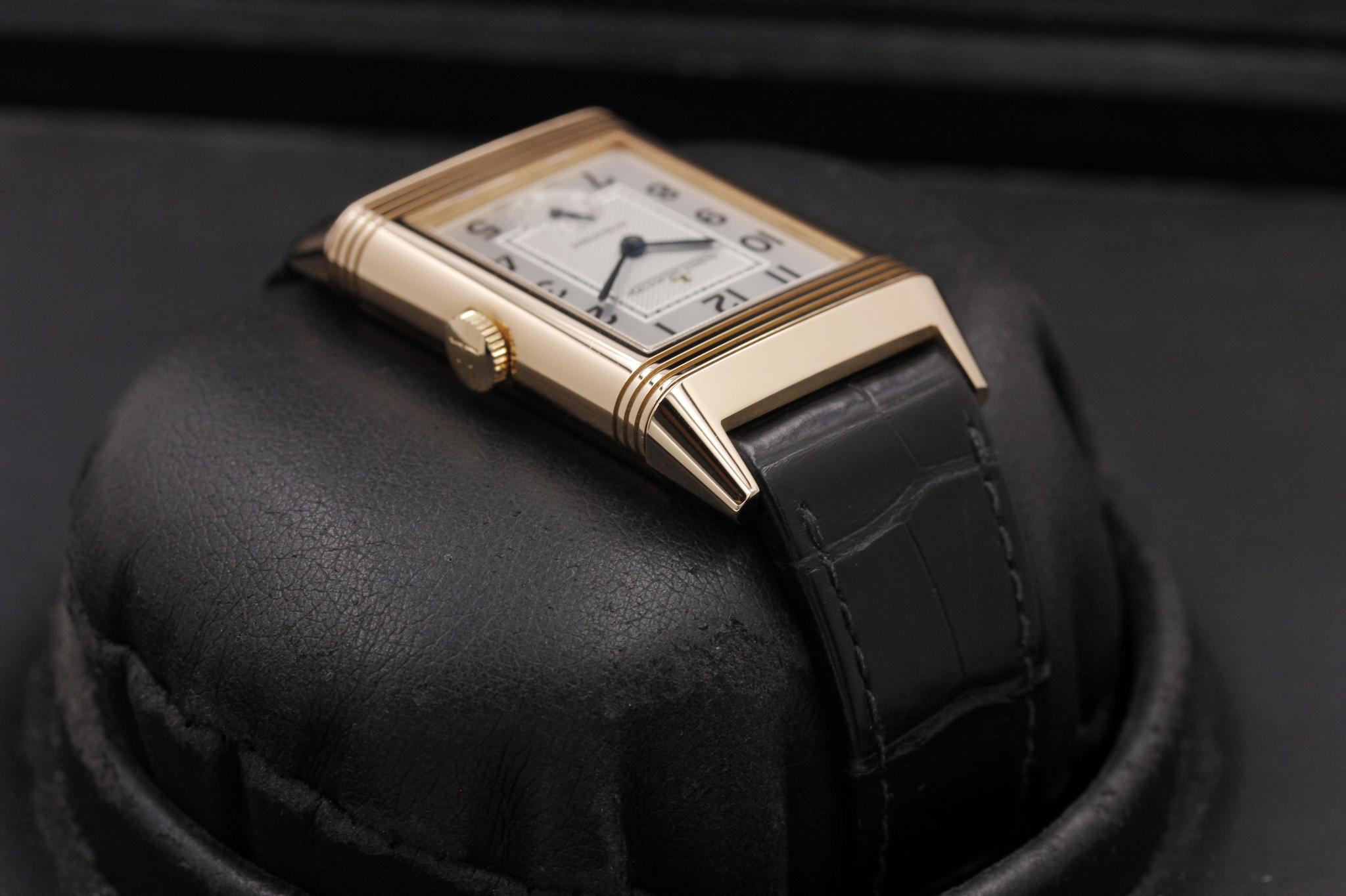 Watch Image 4