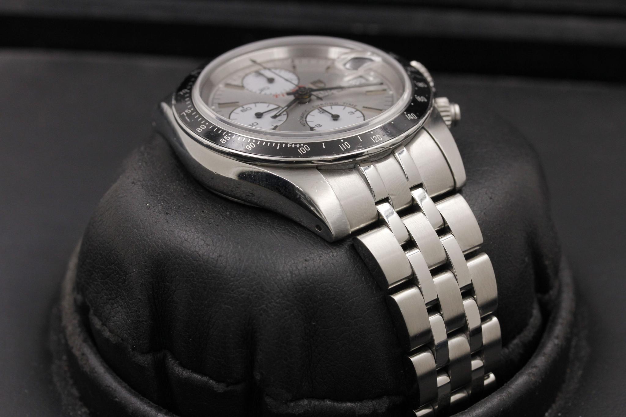 Watch Image 6