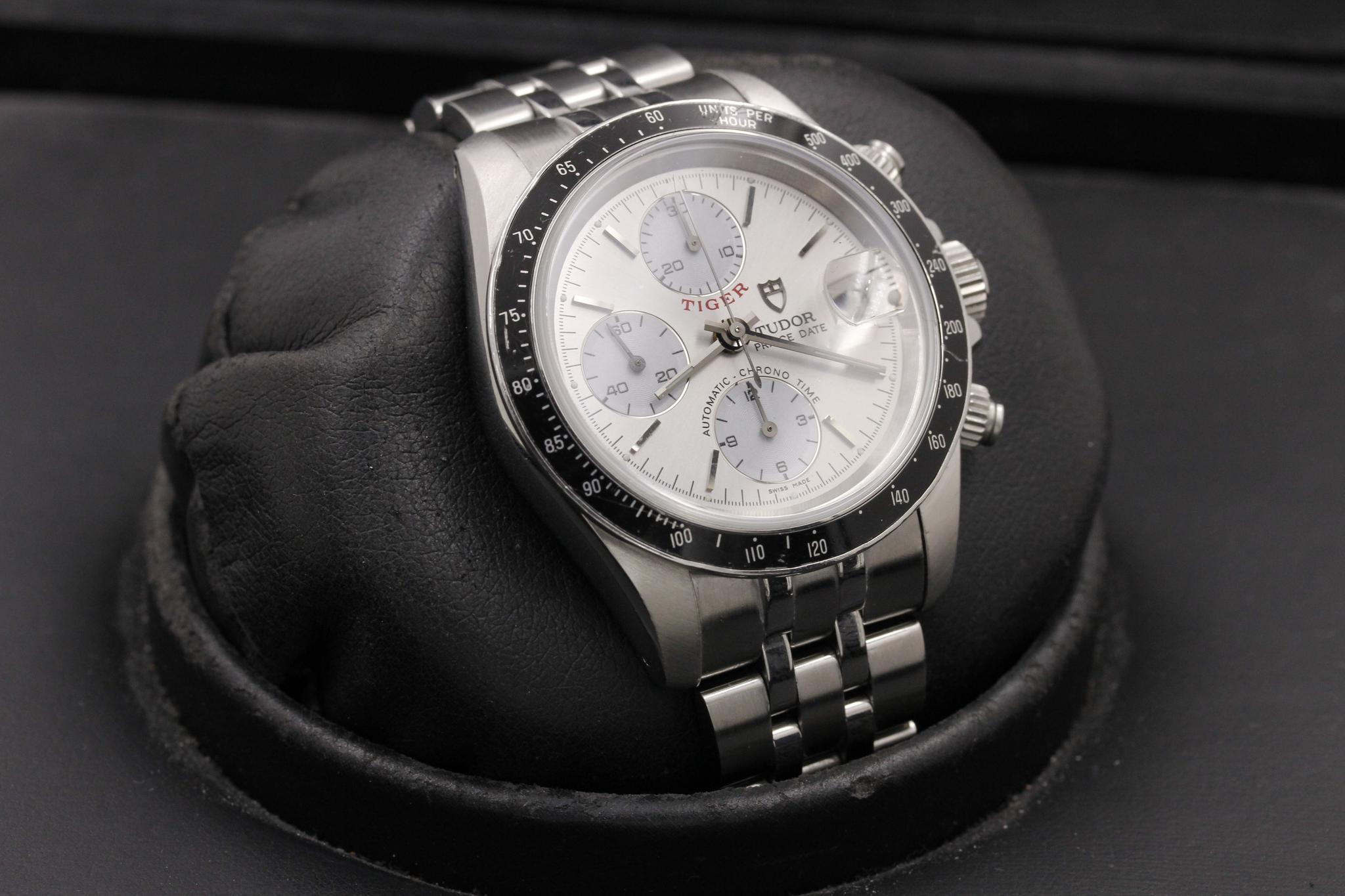 Watch Image 13