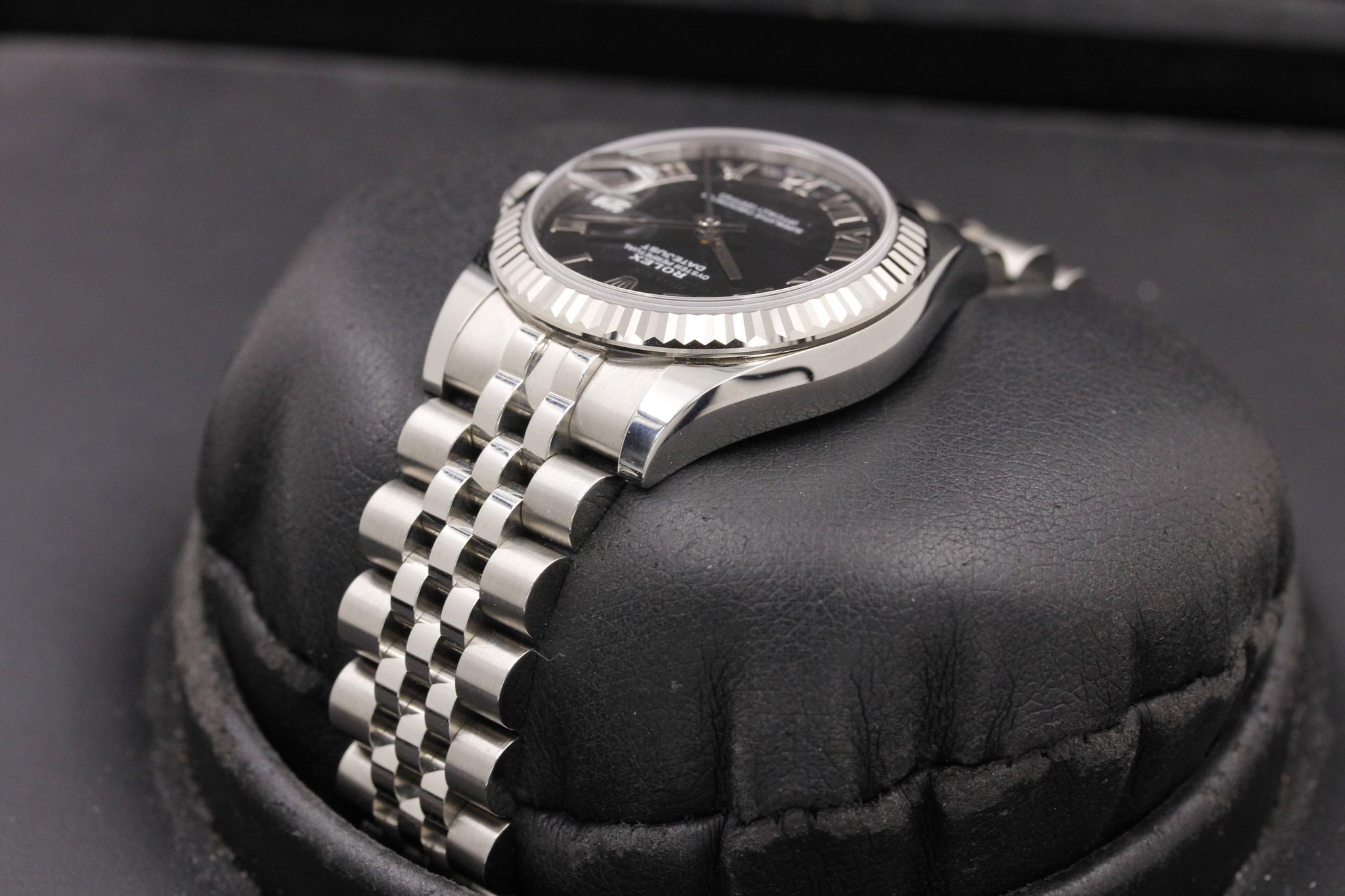 Watch Image 5