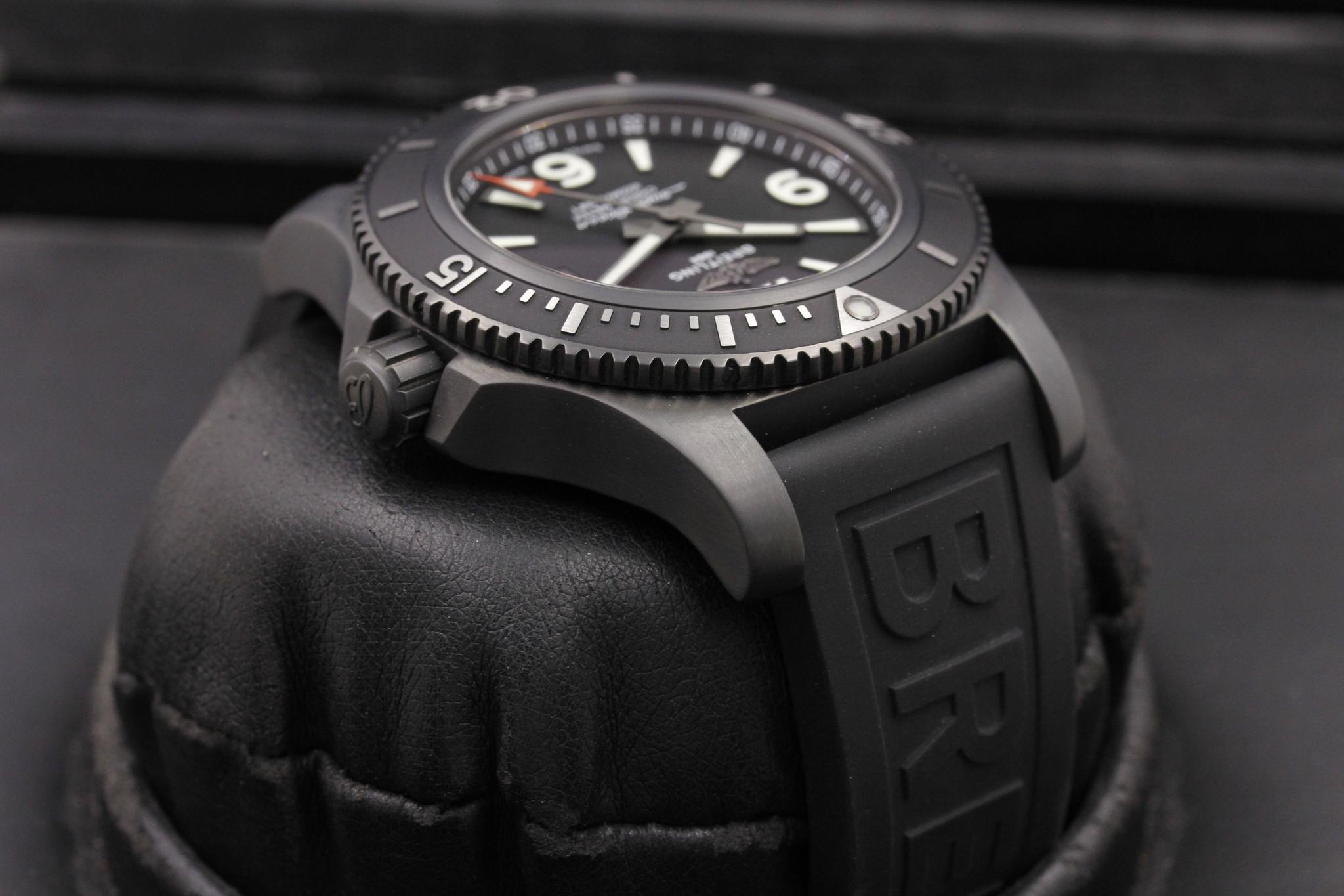Watch Image 4