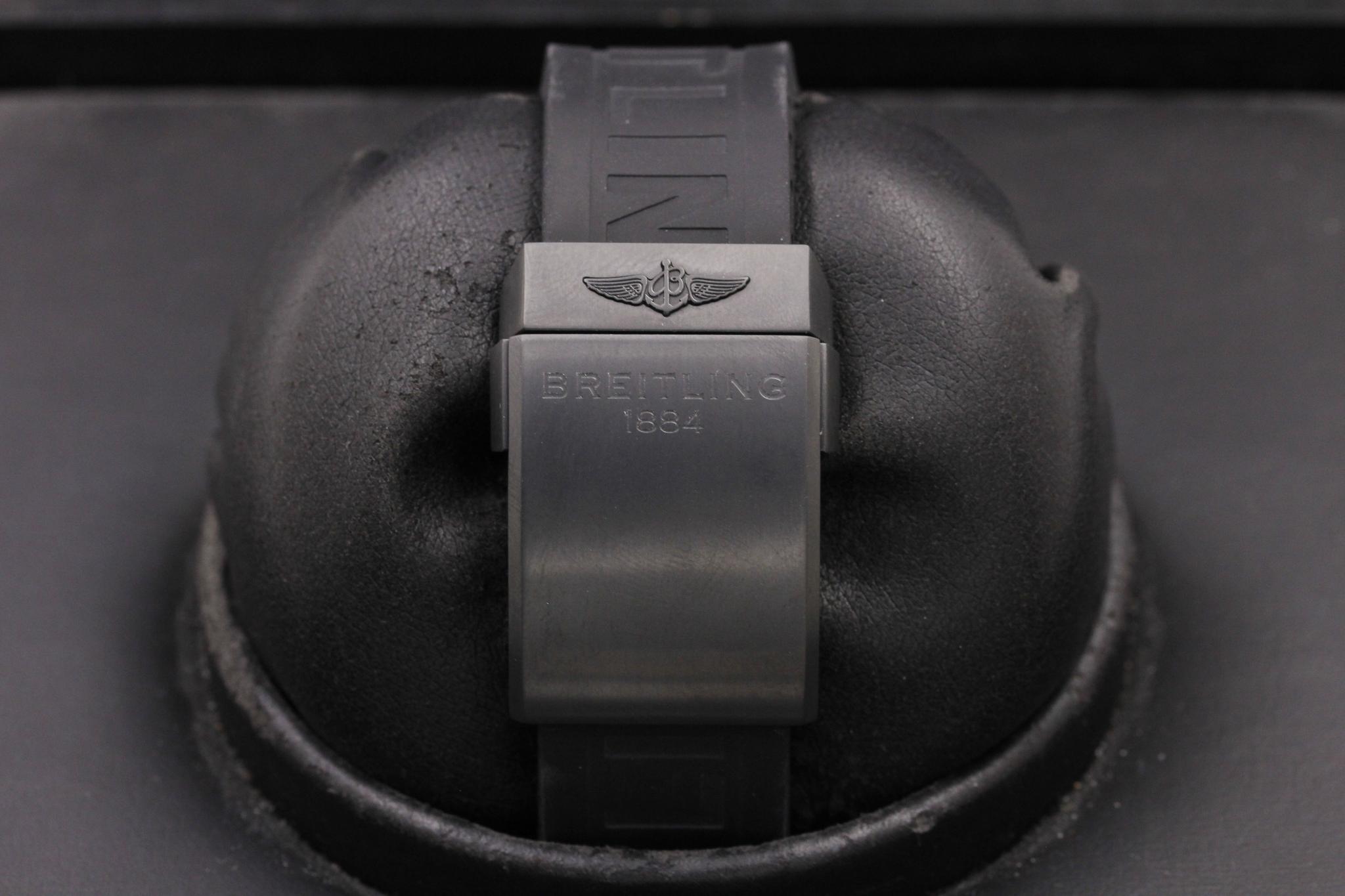 Watch Image 8