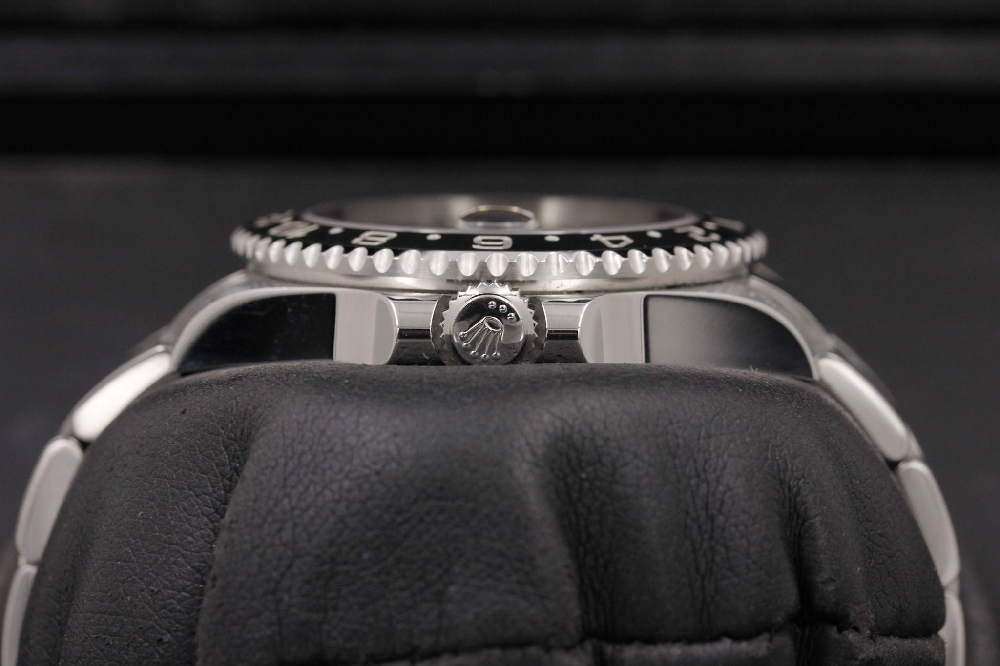 Watch Image 3