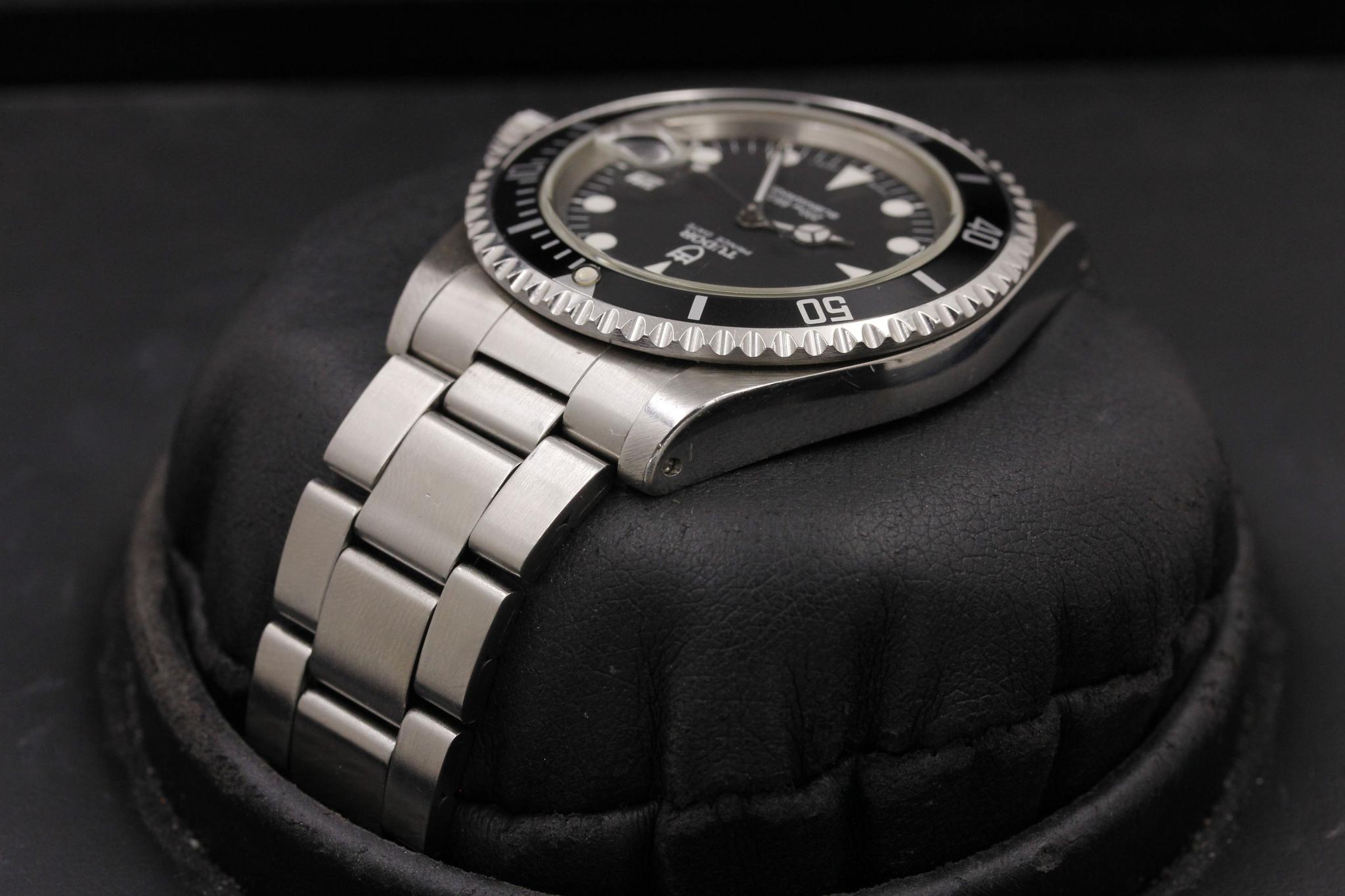 Watch Image 6