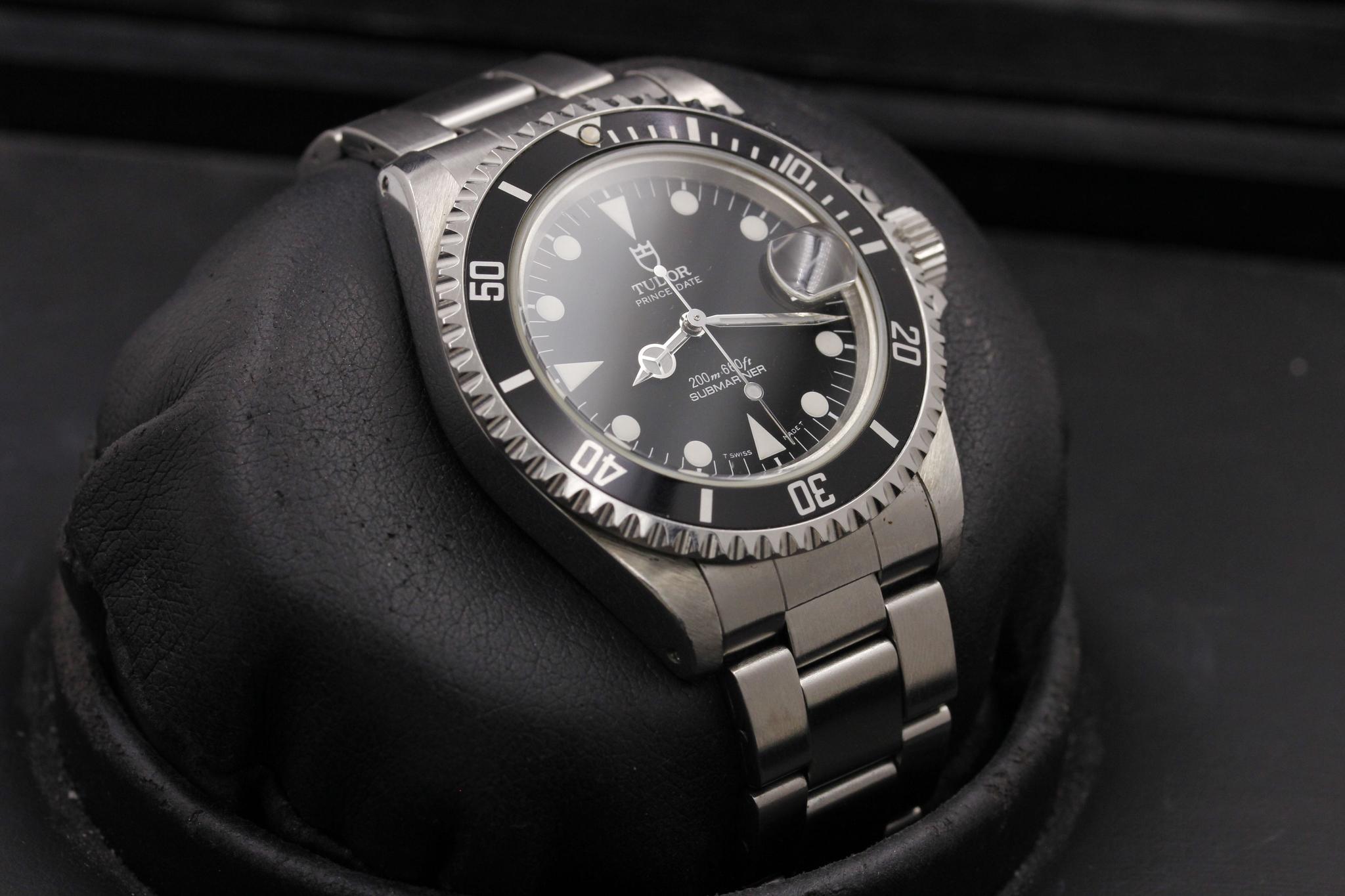 Watch Image 12