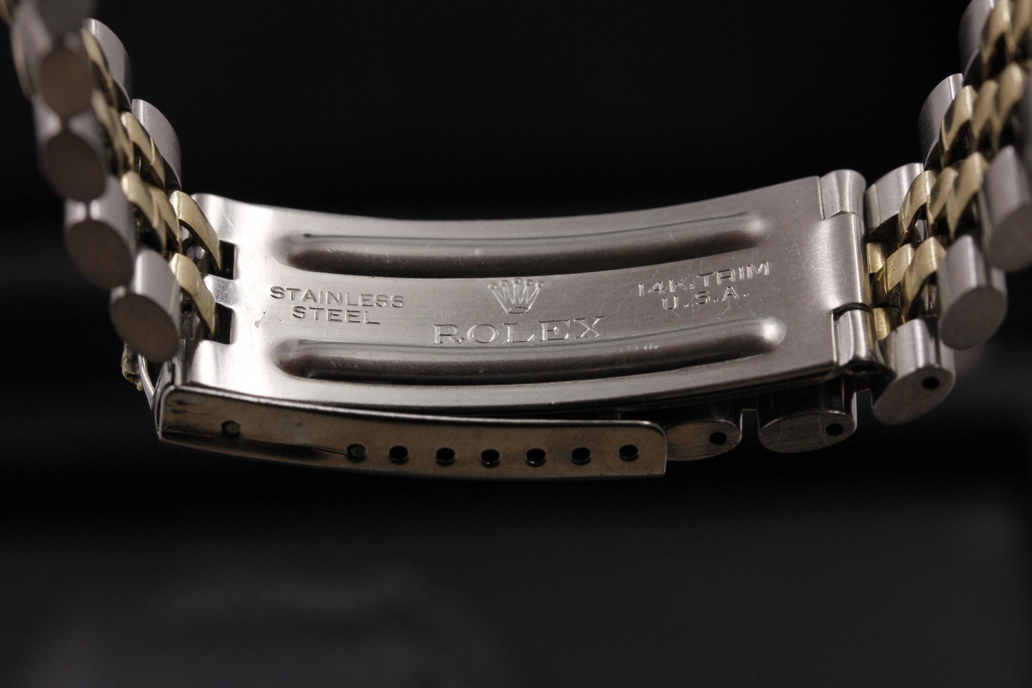Watch Image 9