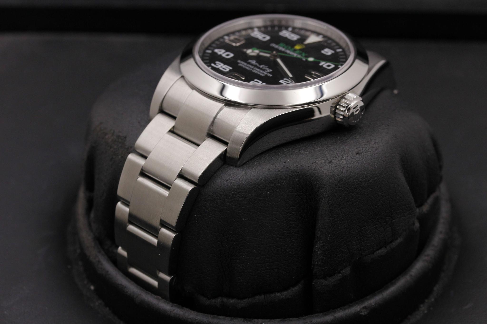 Watch Image 2