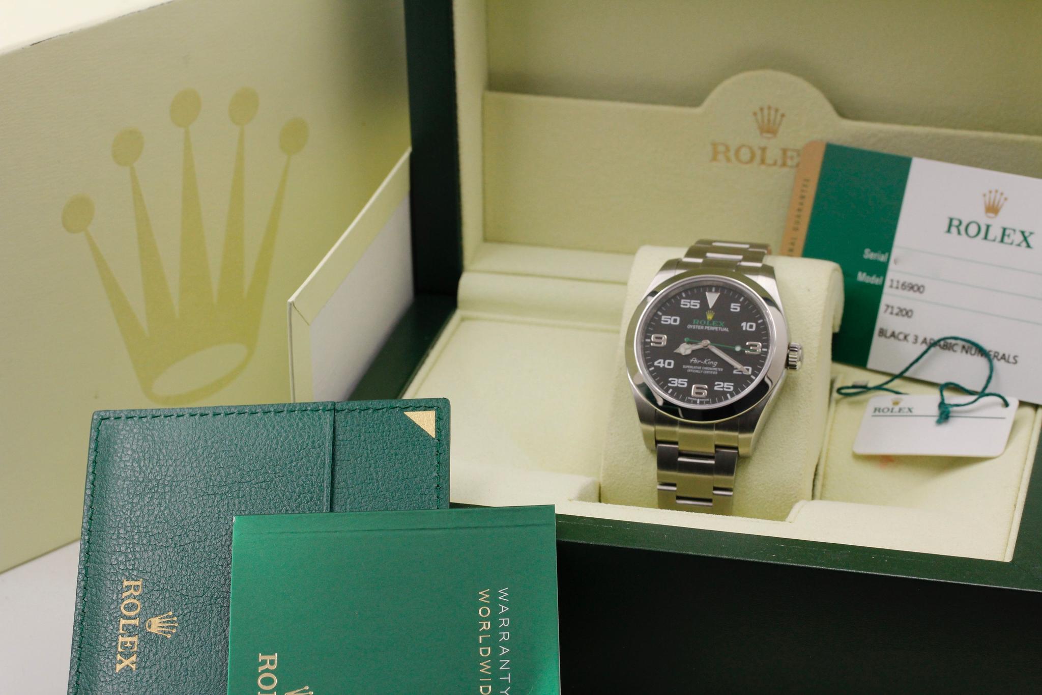Watch Image 11