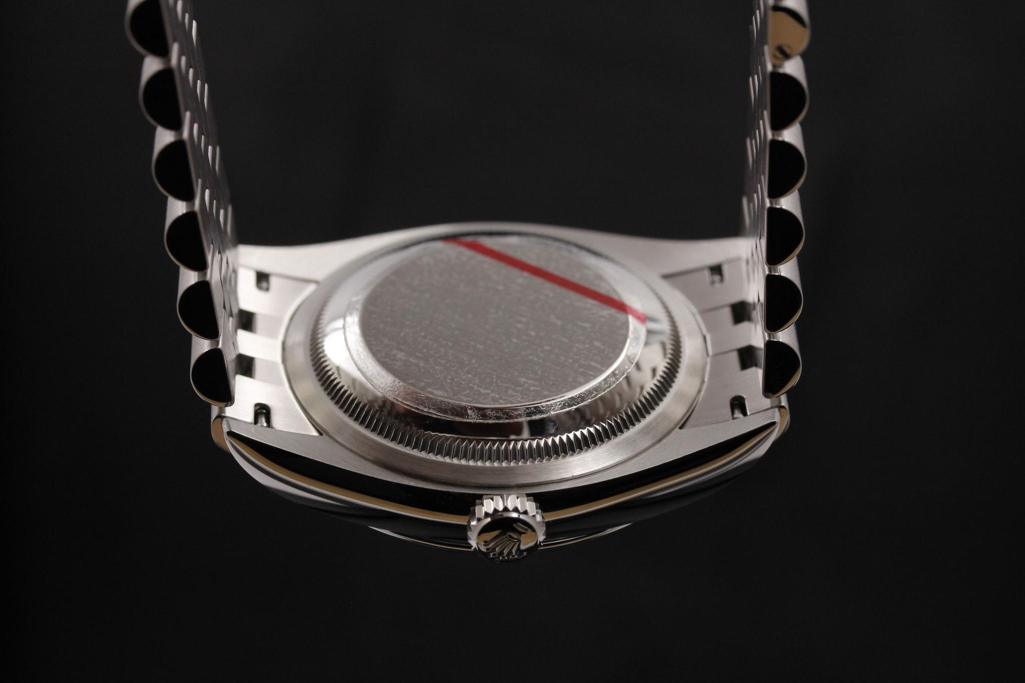Watch Image 7