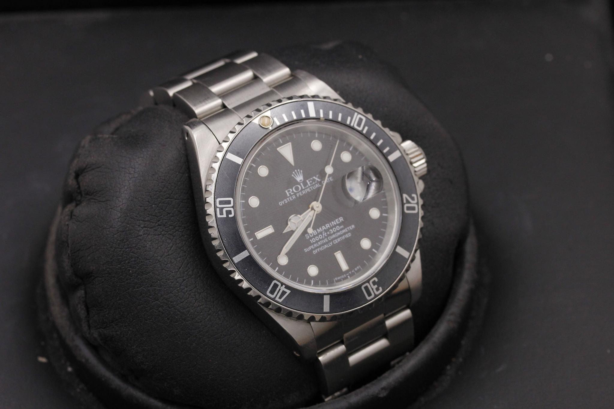 Watch Image 14