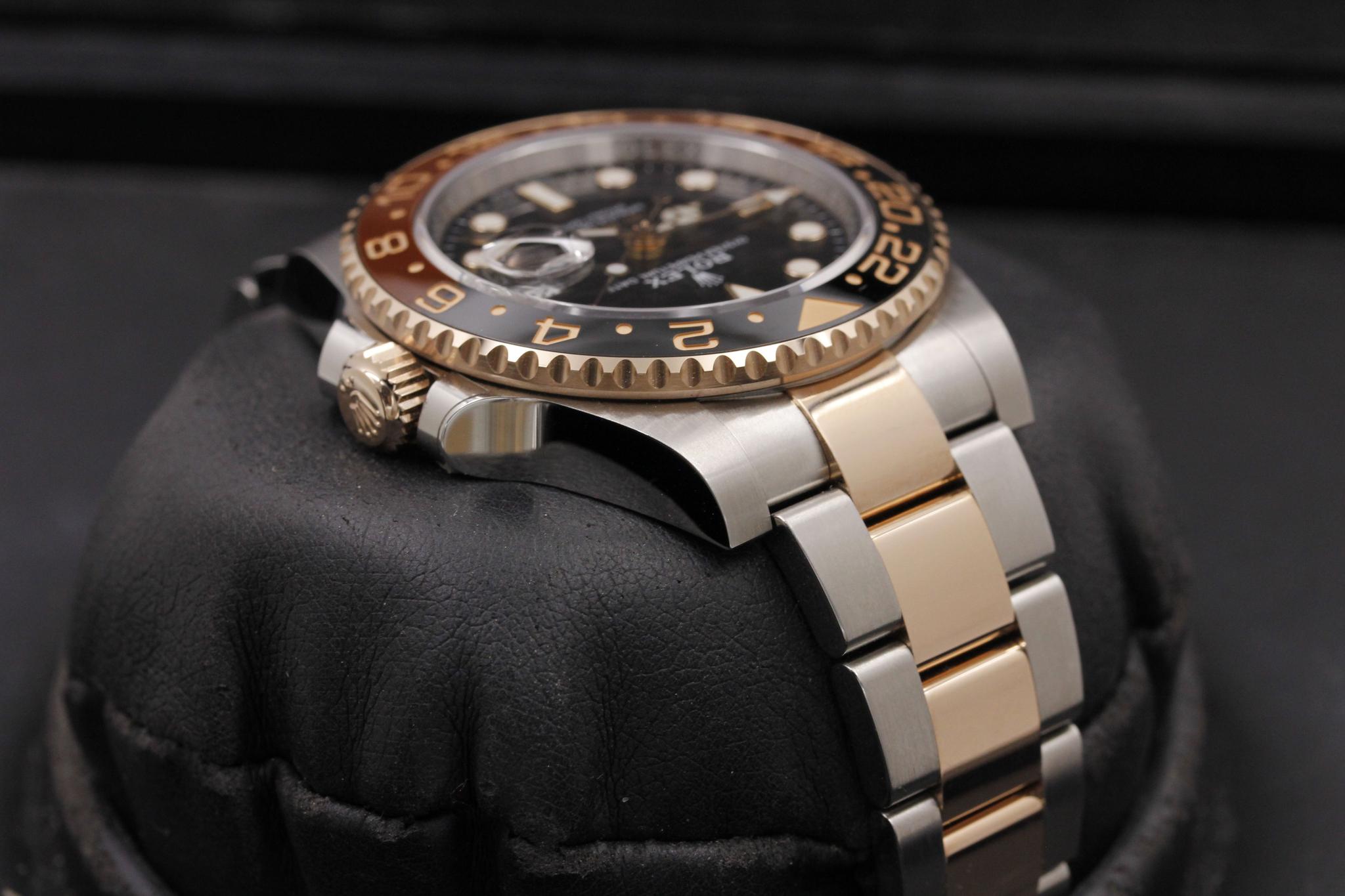 Watch Image 4
