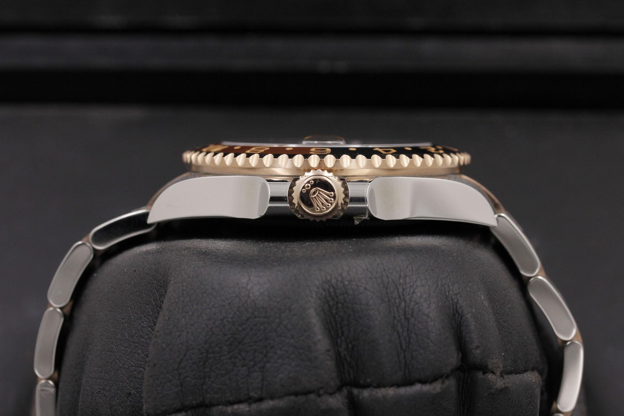 Watch Image 3