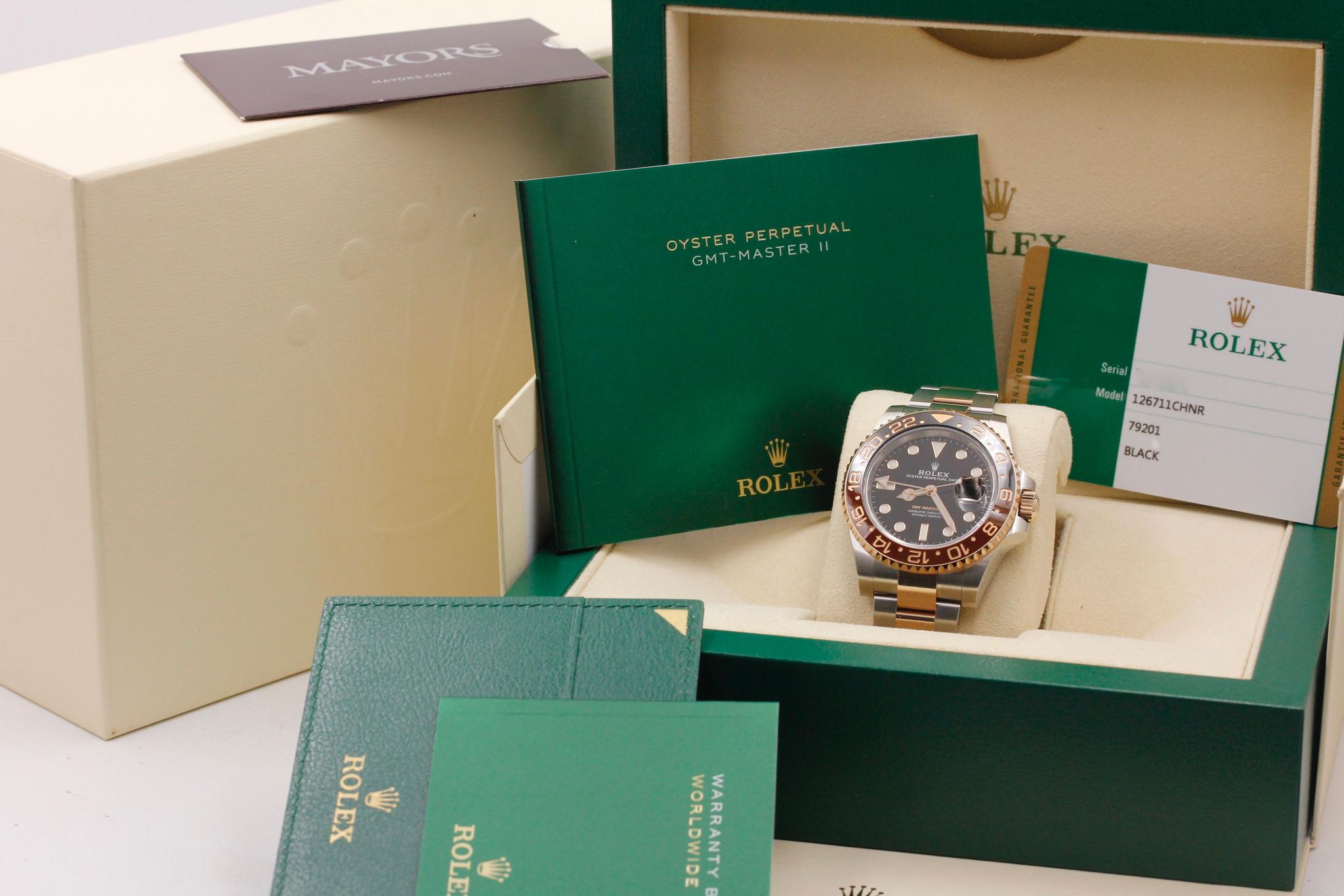 Watch Image 11