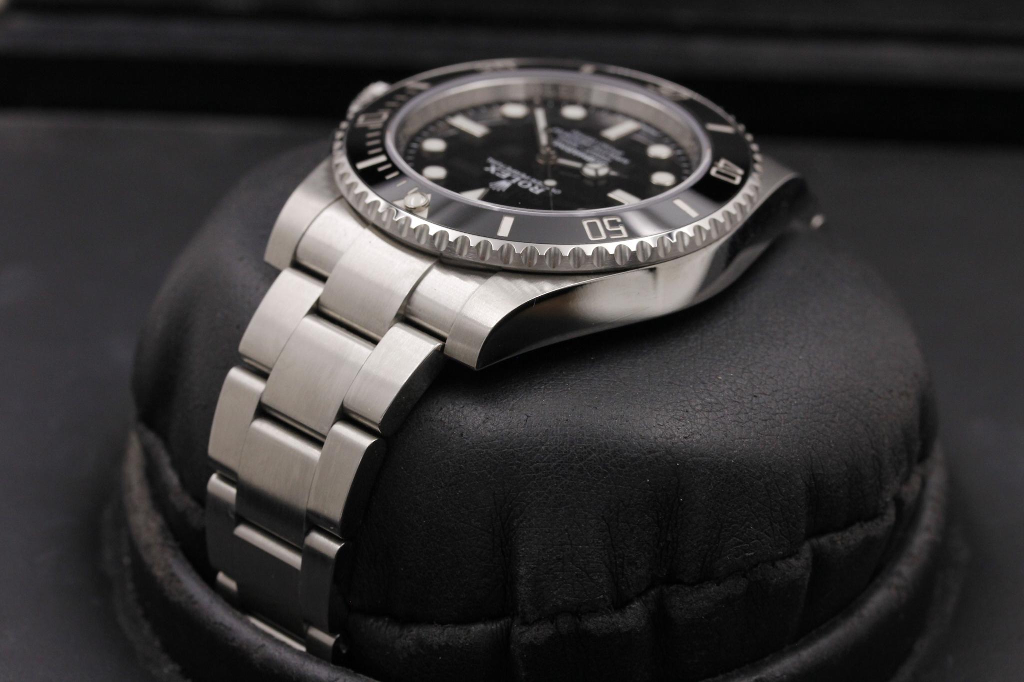 Watch Image 5