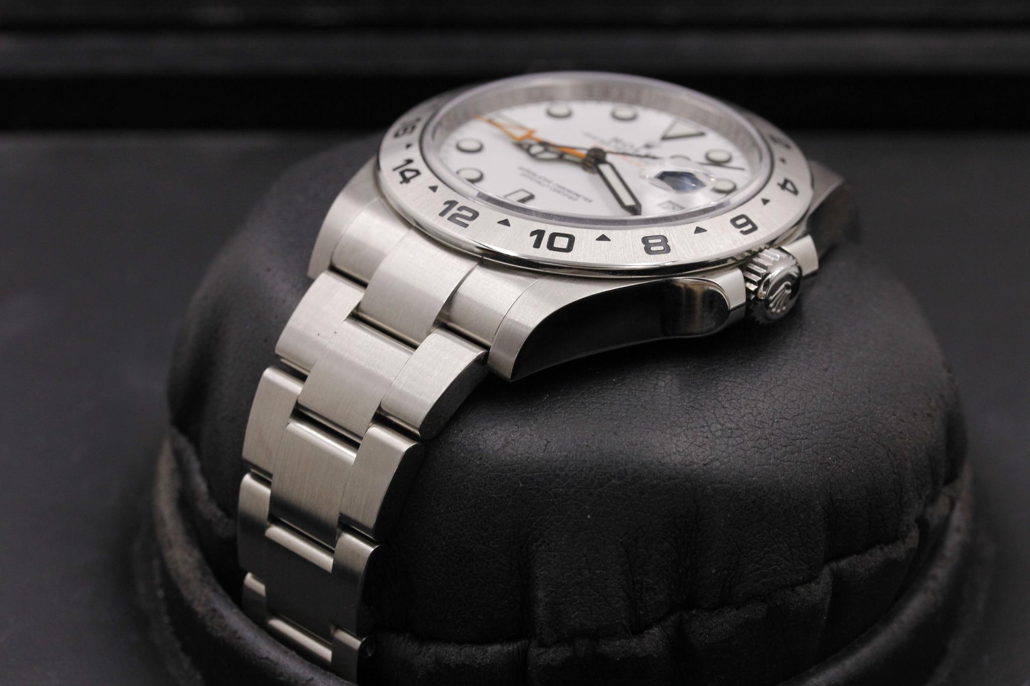 Watch Image 2