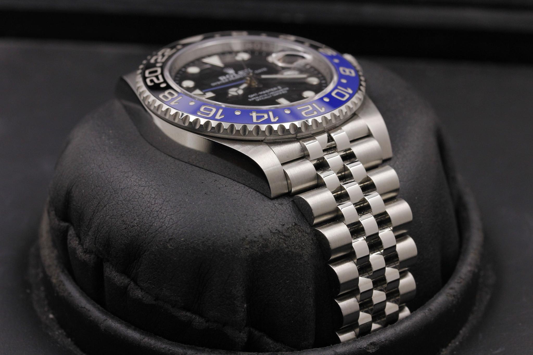 Watch Image 6
