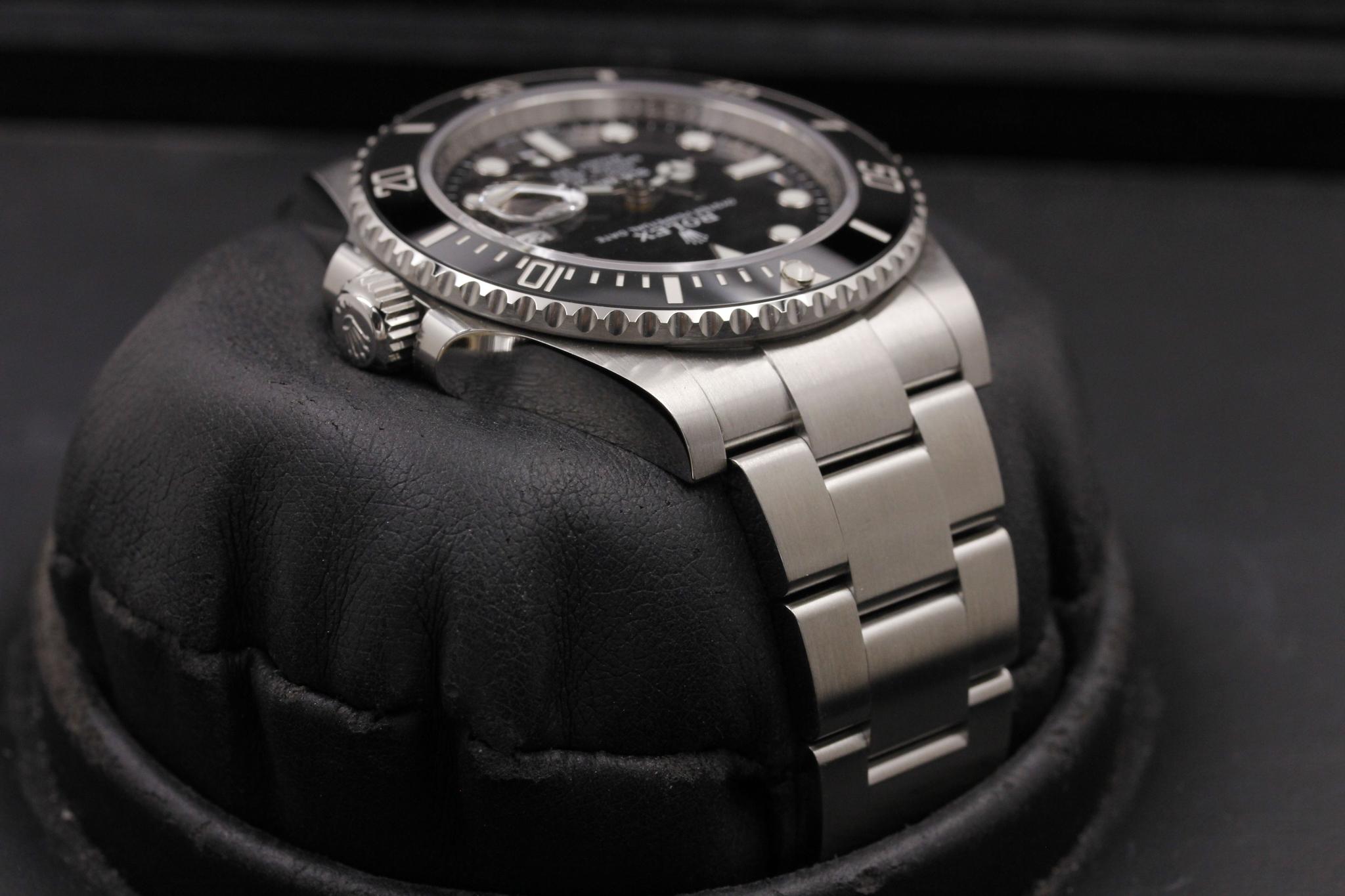 Watch Image 4