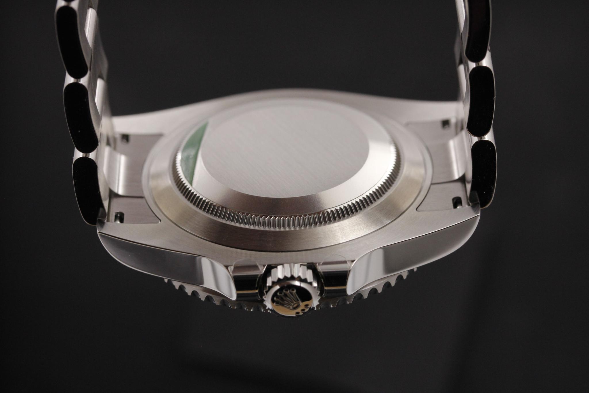 Watch Image 7