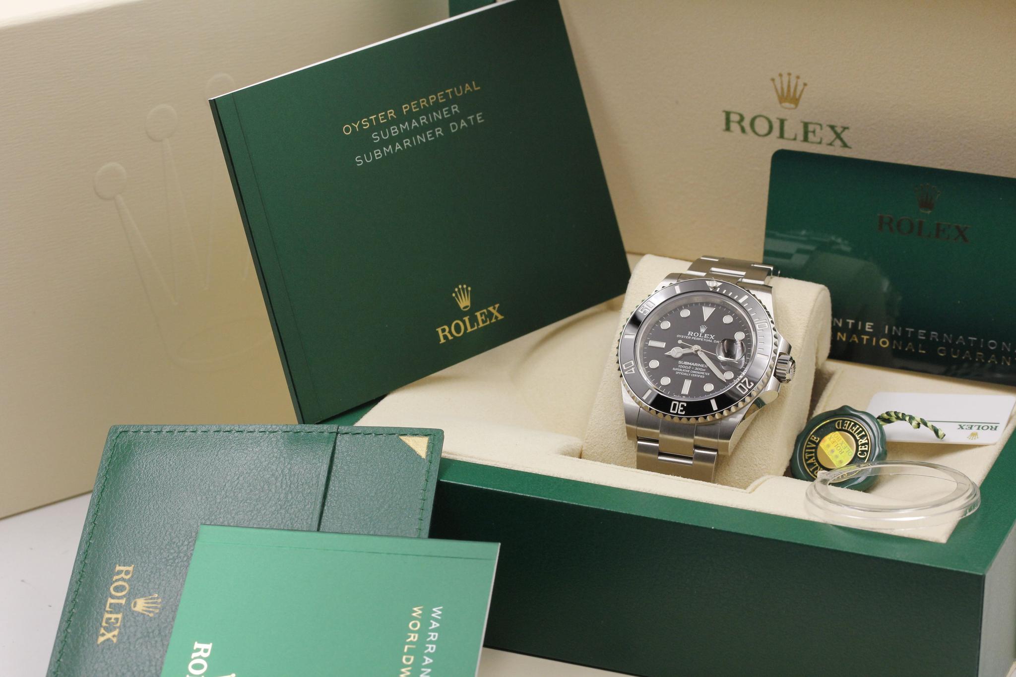 Watch Image 11