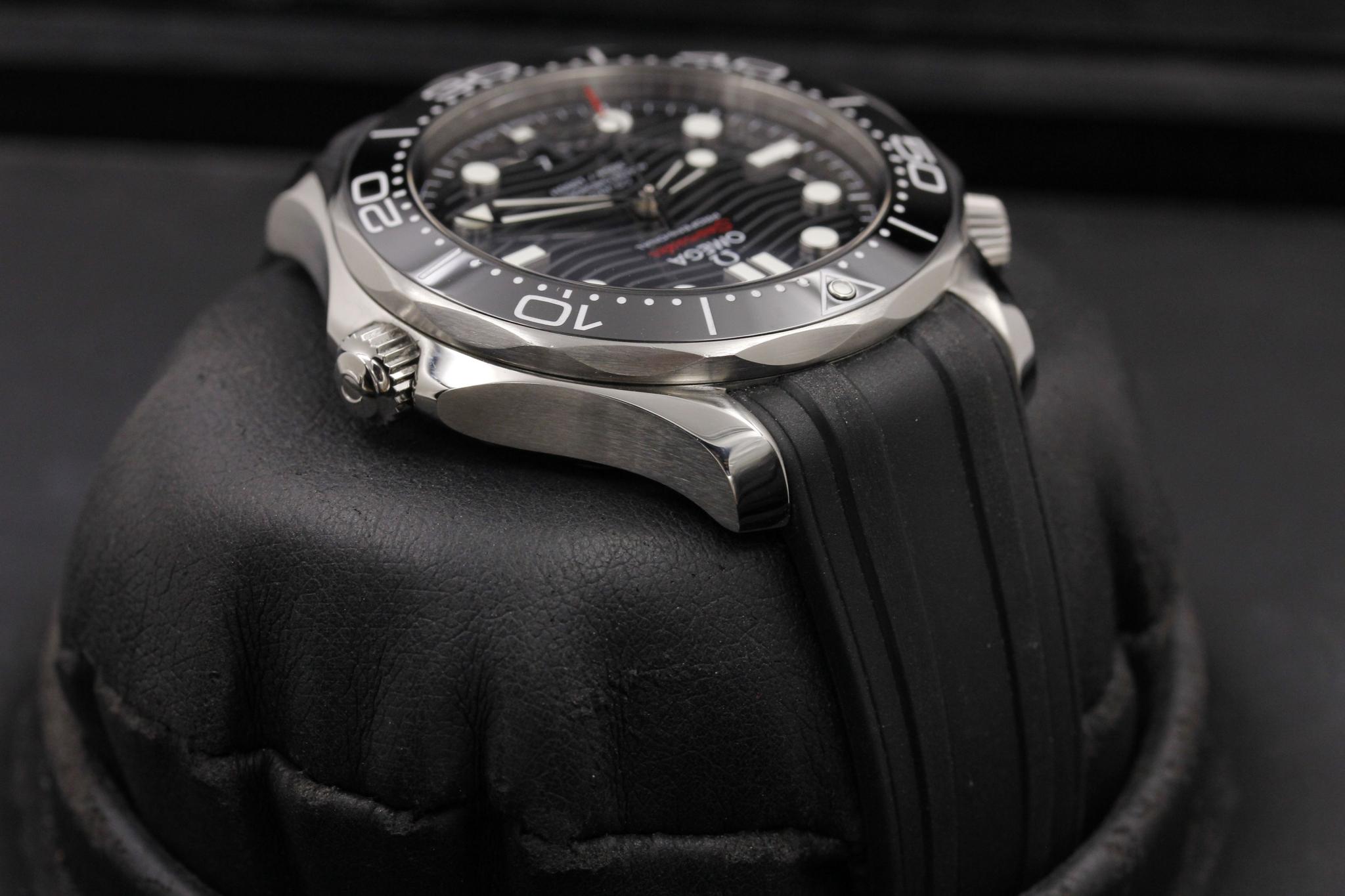 Watch Image 4