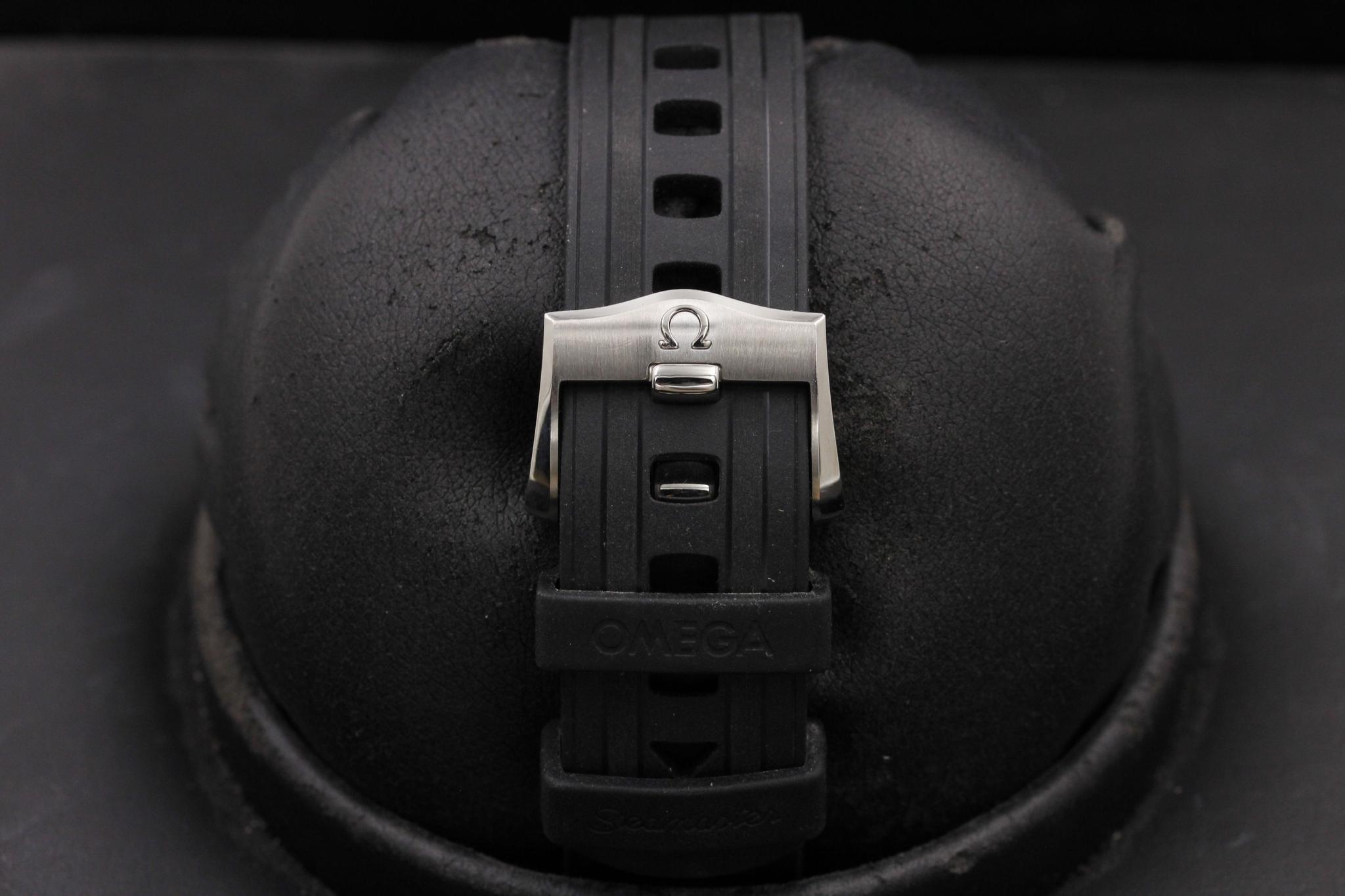 Watch Image 8