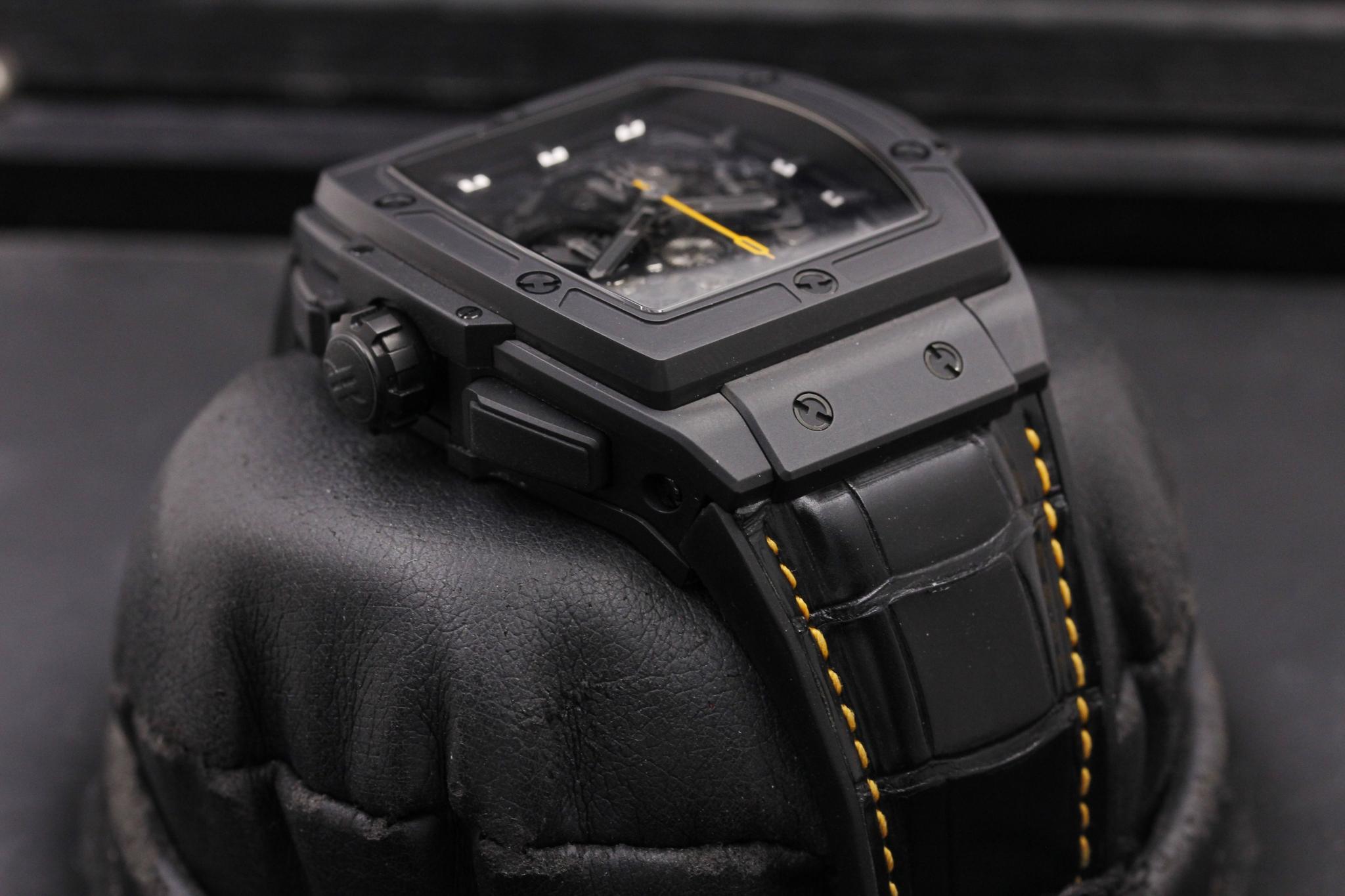Watch Image 4