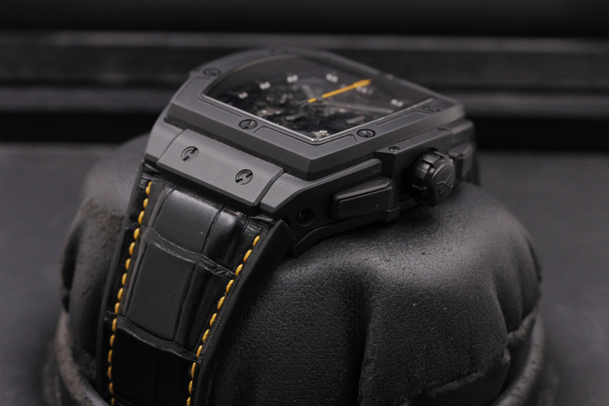 Watch Image 2